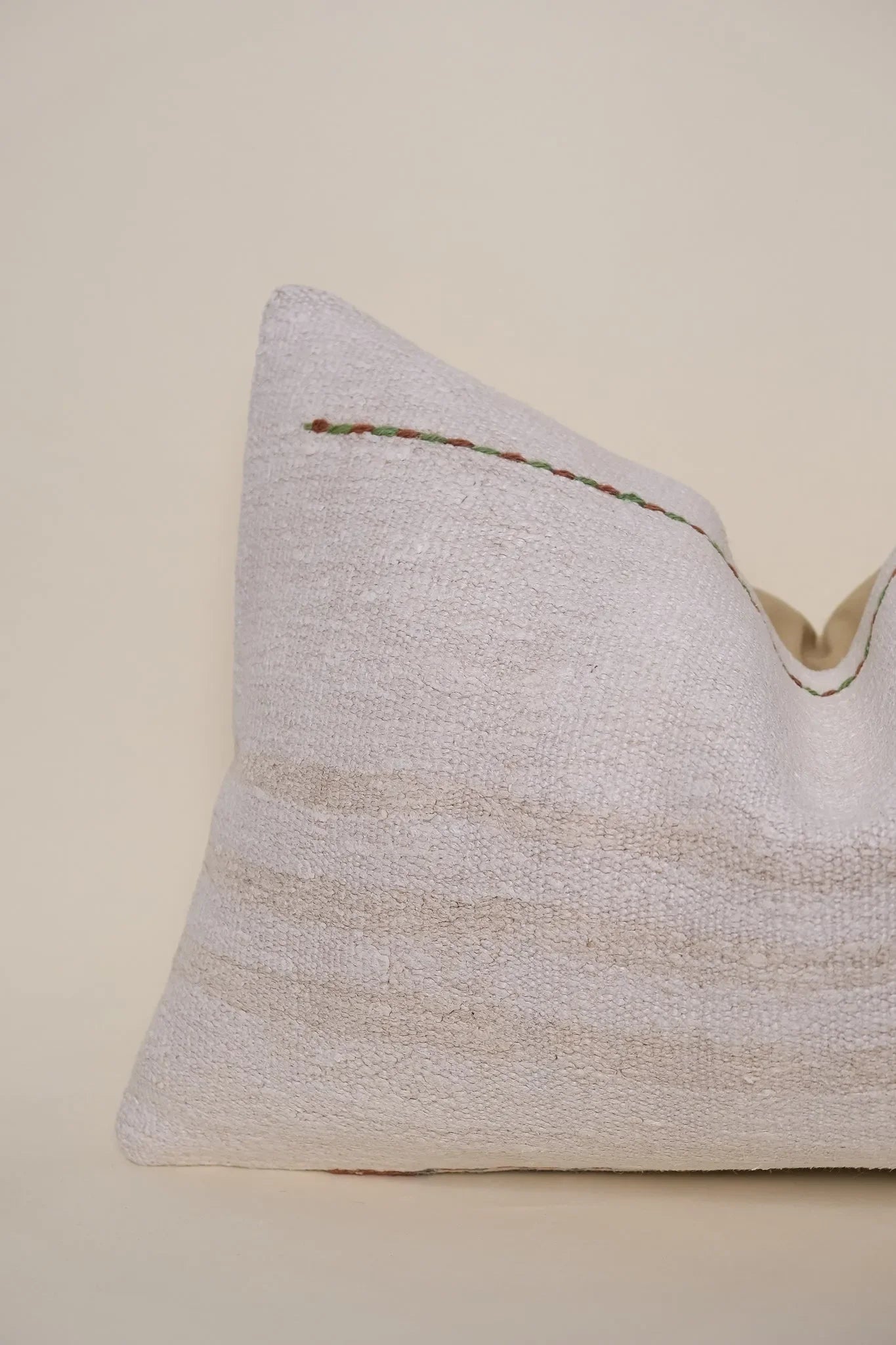 Sabin Kilim Lumbar No.2 - The Mayfair Hall