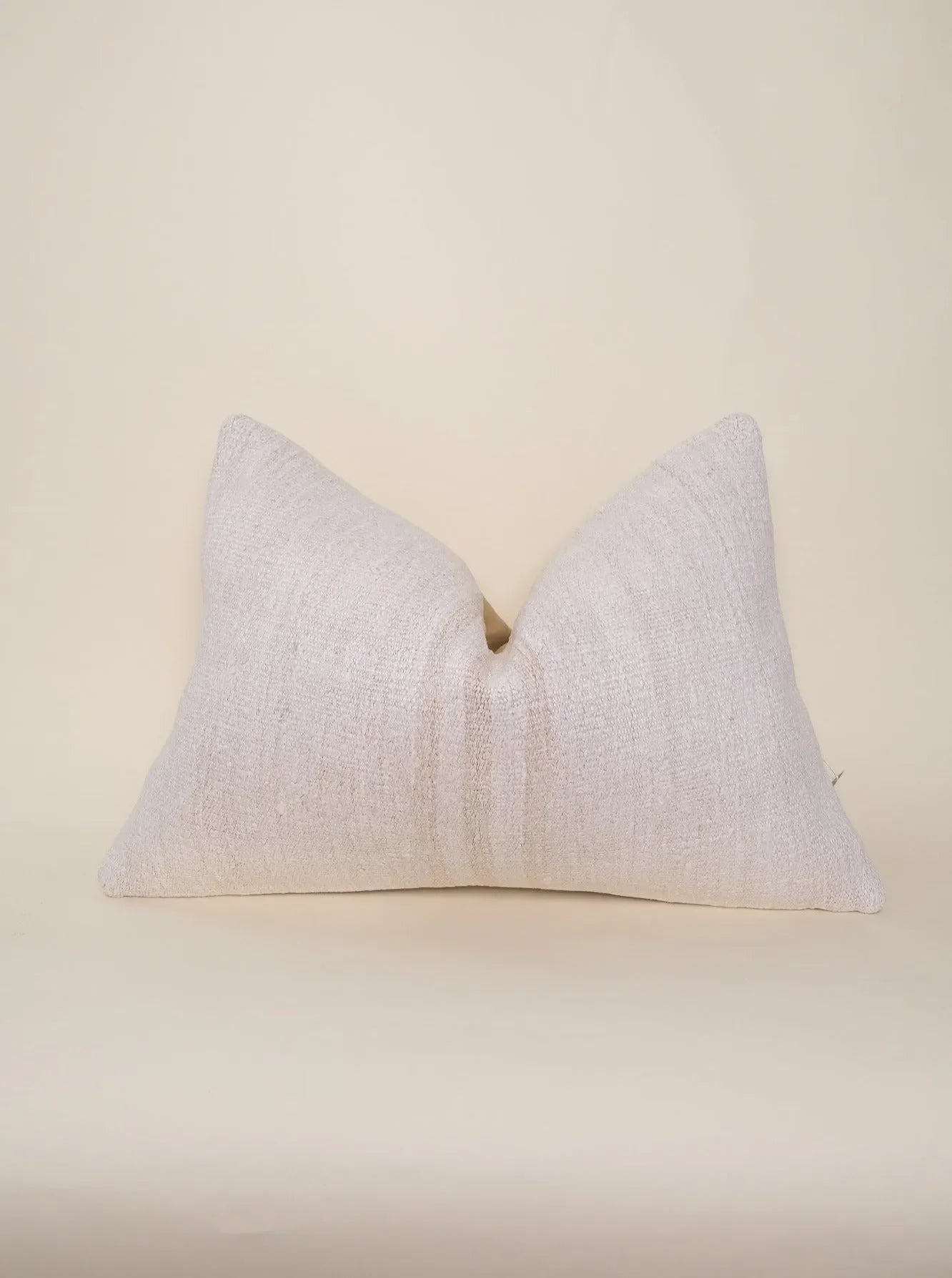 Sabin Kilim Lumbar No.2 - The Mayfair Hall