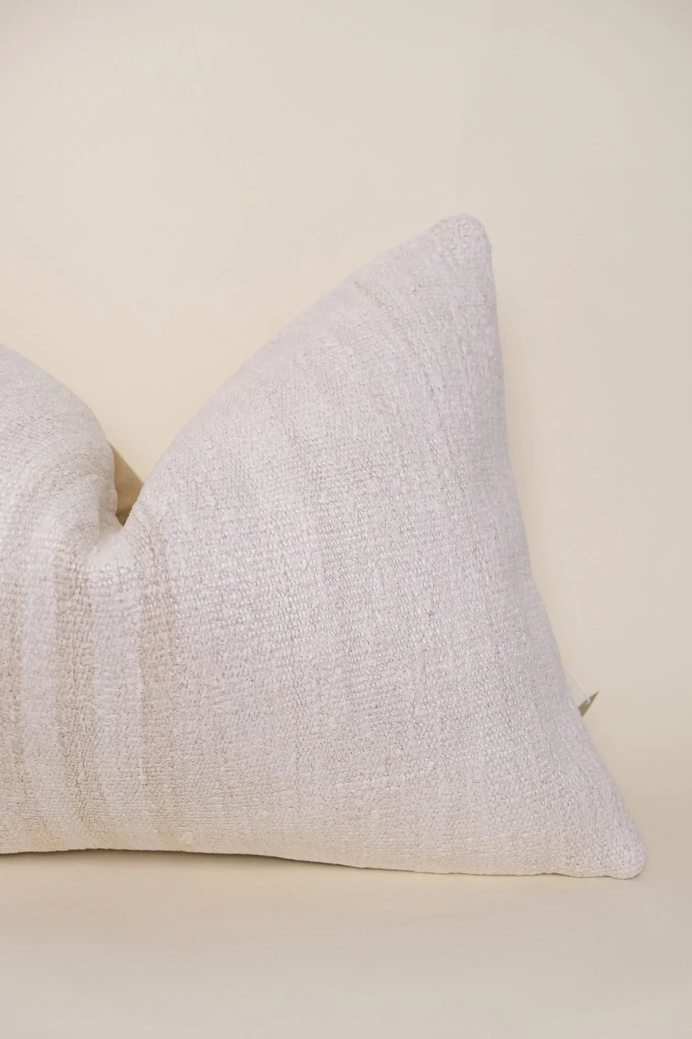 Sabin Kilim Lumbar No.2 - The Mayfair Hall