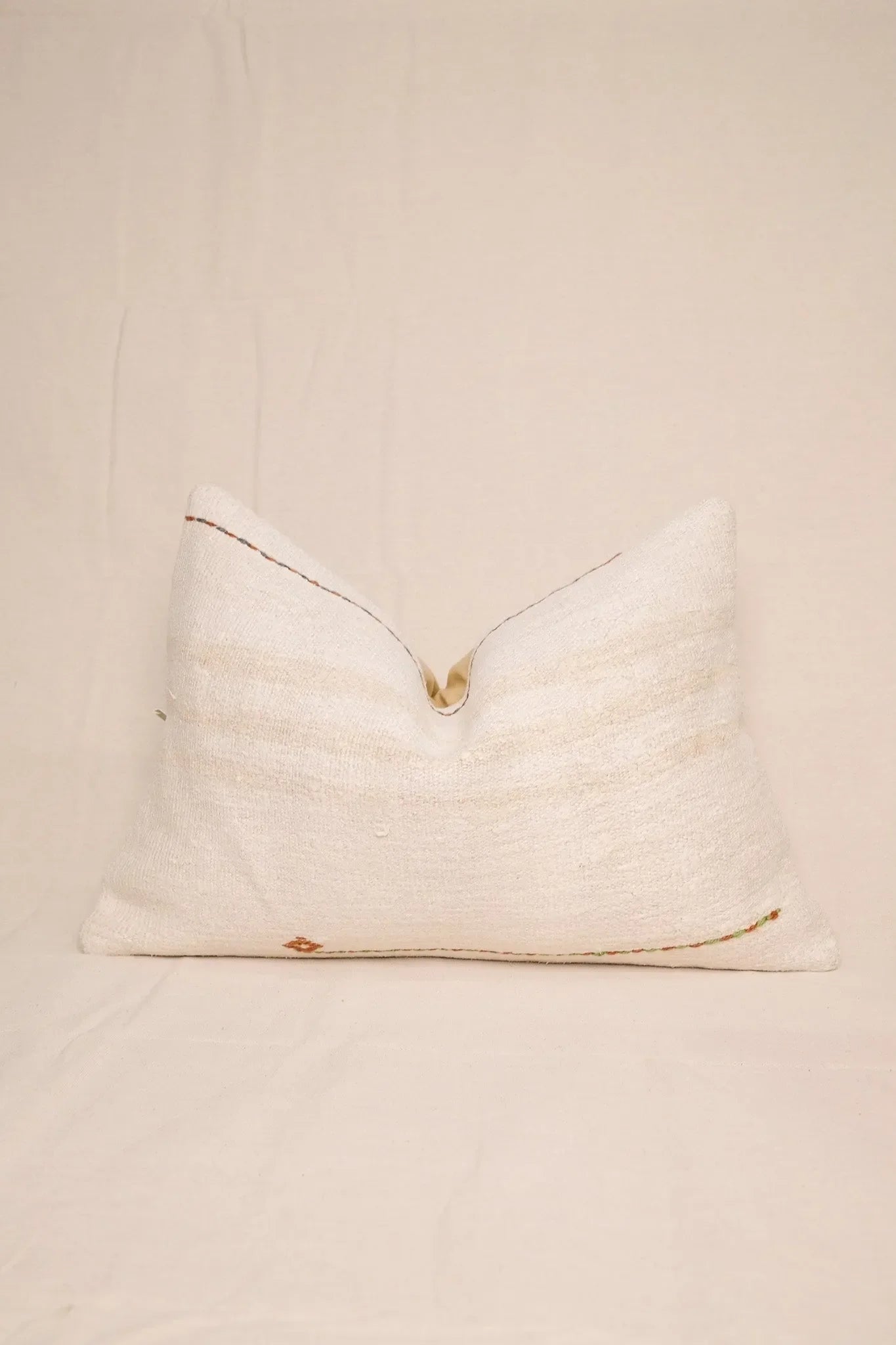 Sabin Kilim Lumbar No.2 - The Mayfair Hall