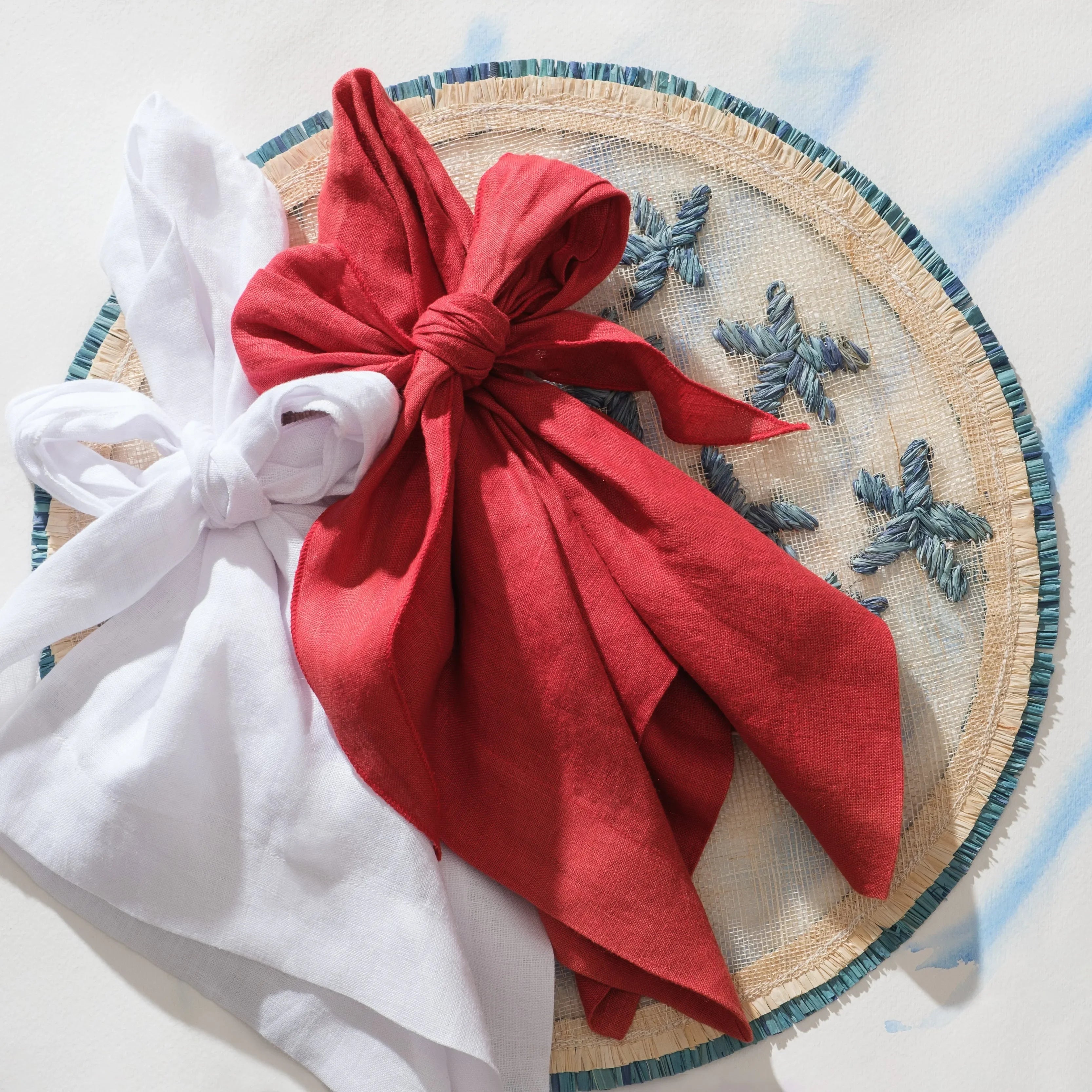 Straw star placemat, set of four - The Mayfair Hall