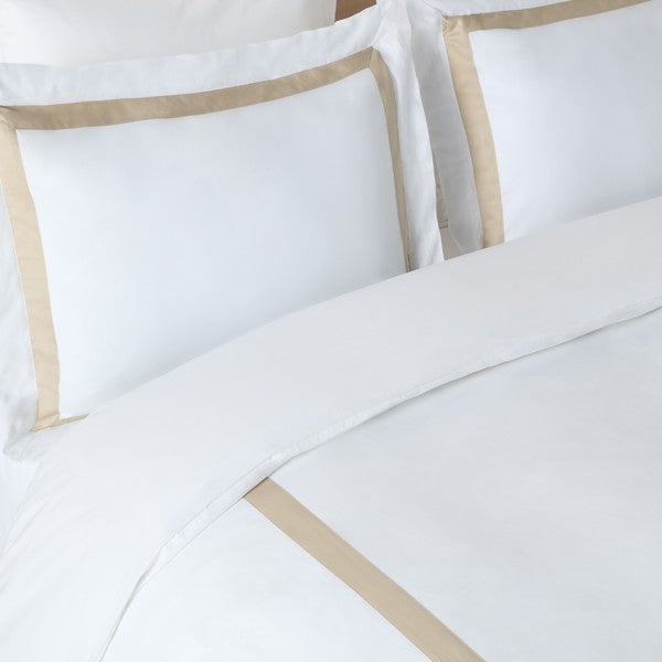 Bold Hotel Duvet Cover Set in White with Desert Beige Fabric Border (3 pieces)