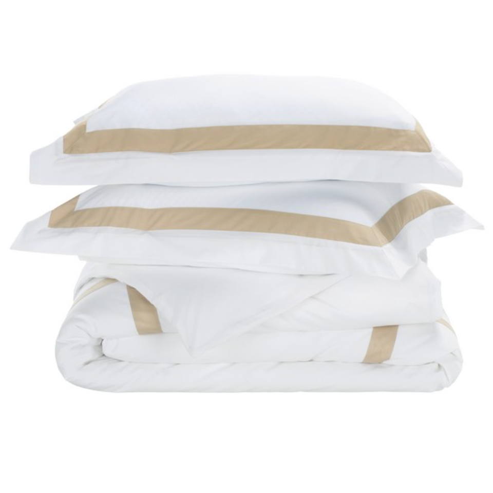 Bold Hotel Duvet Cover Set in White with Desert Beige Fabric Border (3 pieces)