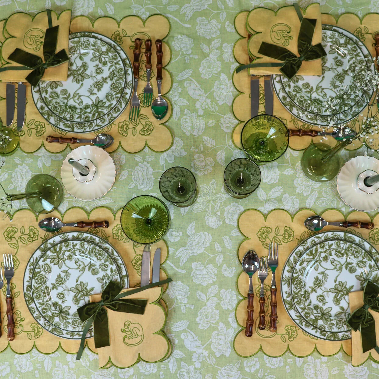 Eden Flora Parlour Linen Tablecloth in Green and White