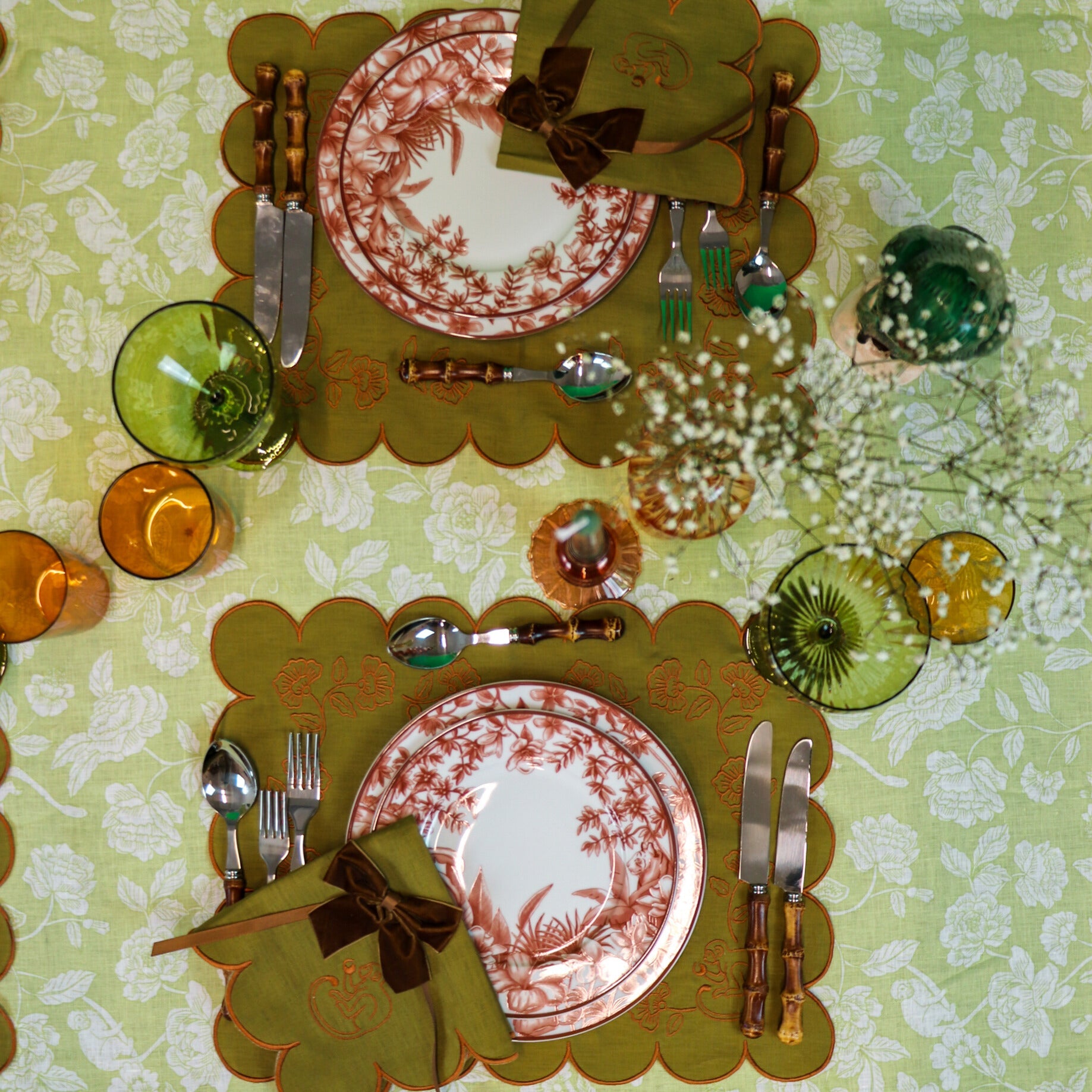 Eden Flora Parlour Linen Tablecloth in Green and White