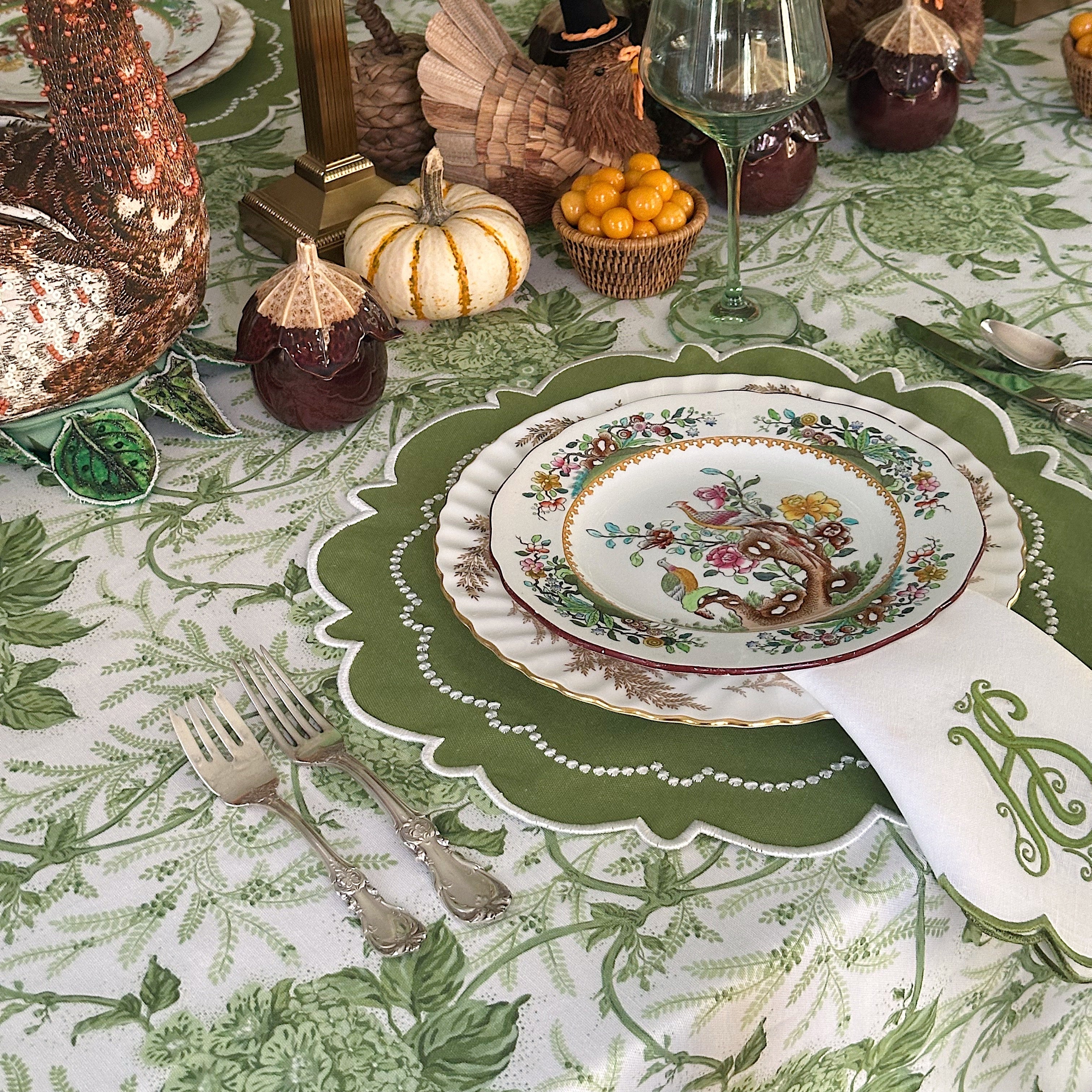 HARMONY GREEN ROUND FABRIC PLACEMAT