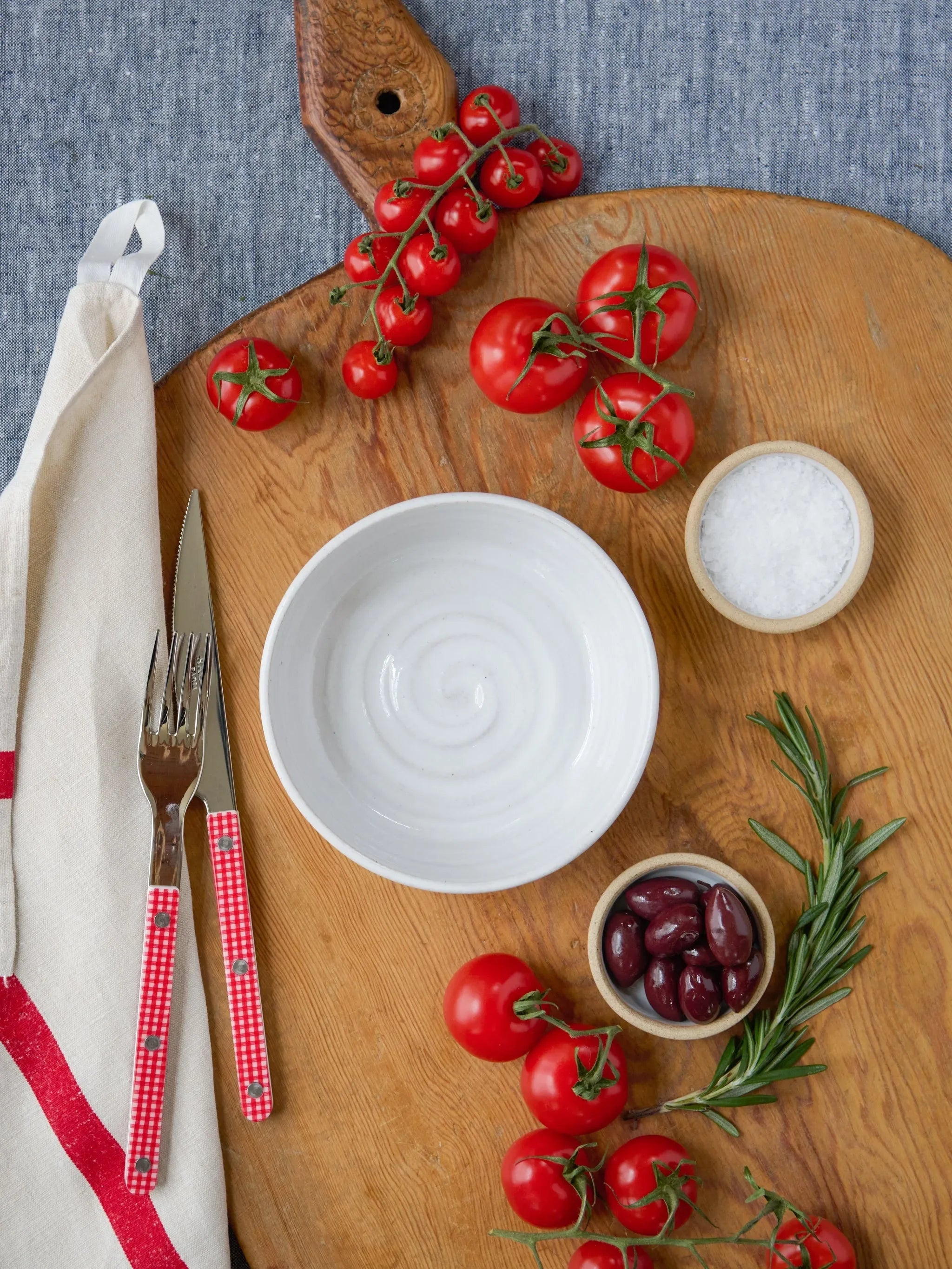 Farmhouse Pottery Silo Bowl - The Mayfair Hall