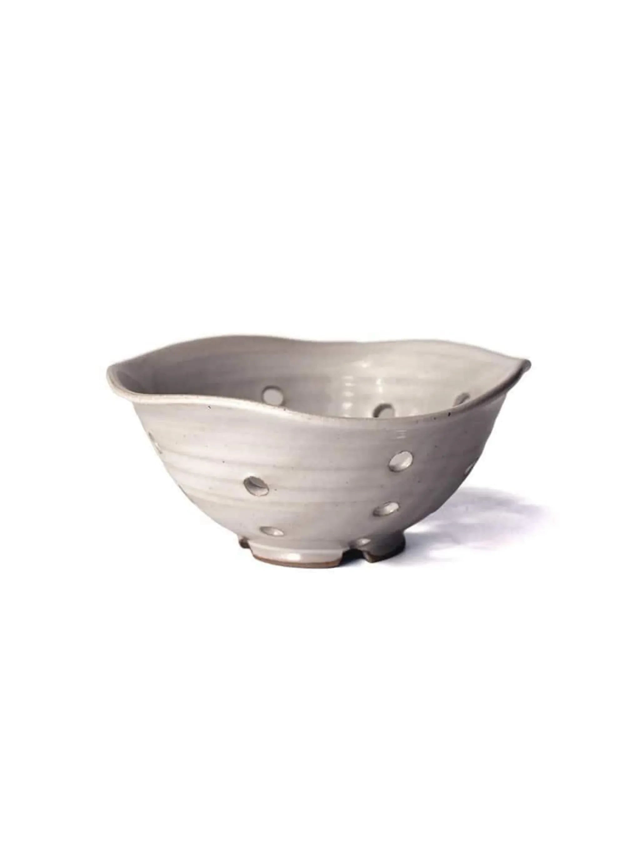 Farmhouse Pottery Windrow Berry Bowl - The Mayfair Hall