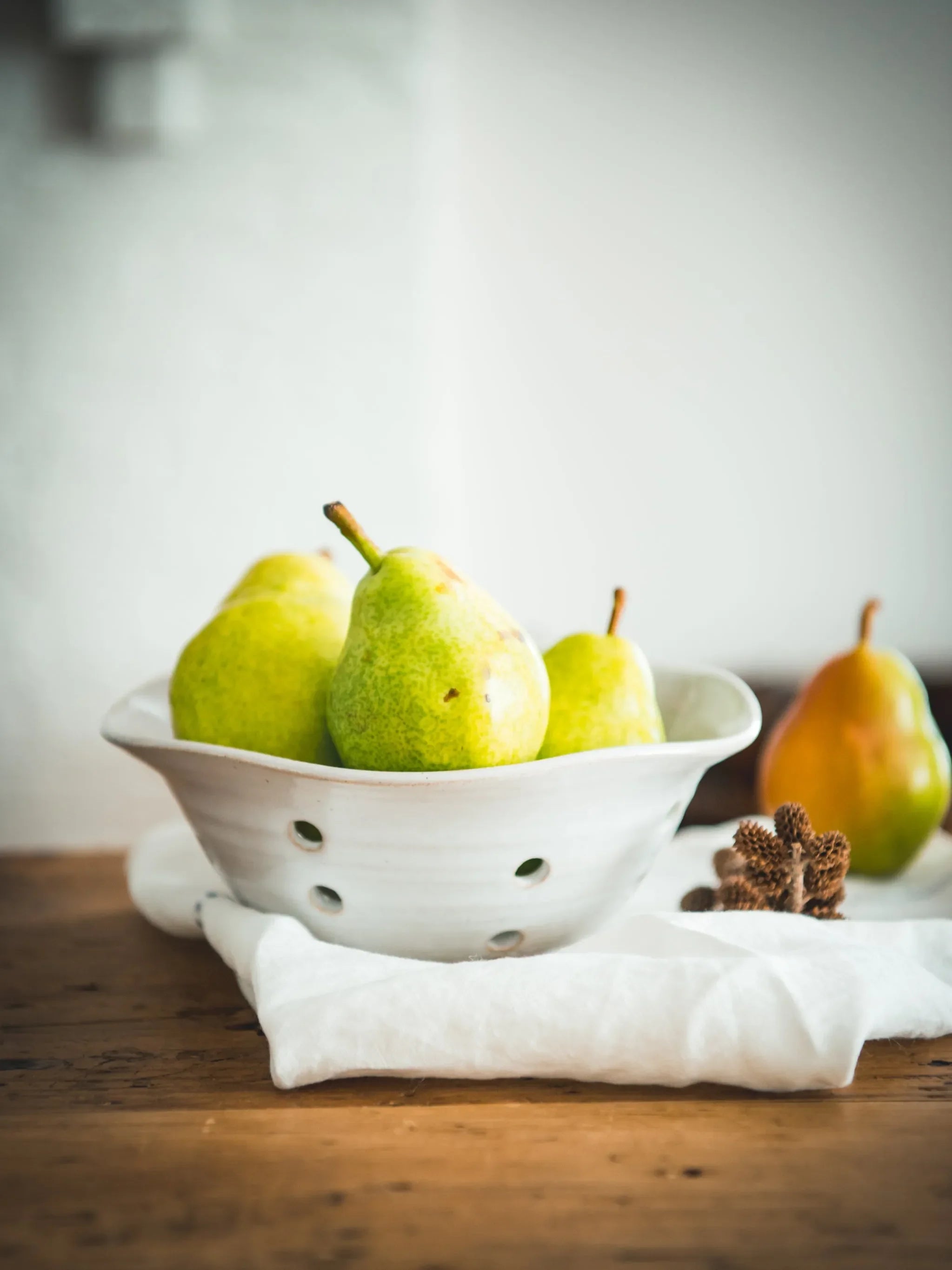 Farmhouse Pottery Windrow Berry Bowl - The Mayfair Hall