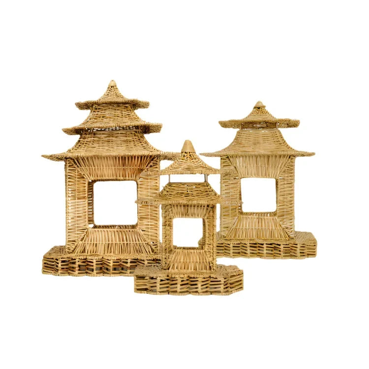 Natural Scalloped Pagoda - The Mayfair Hall