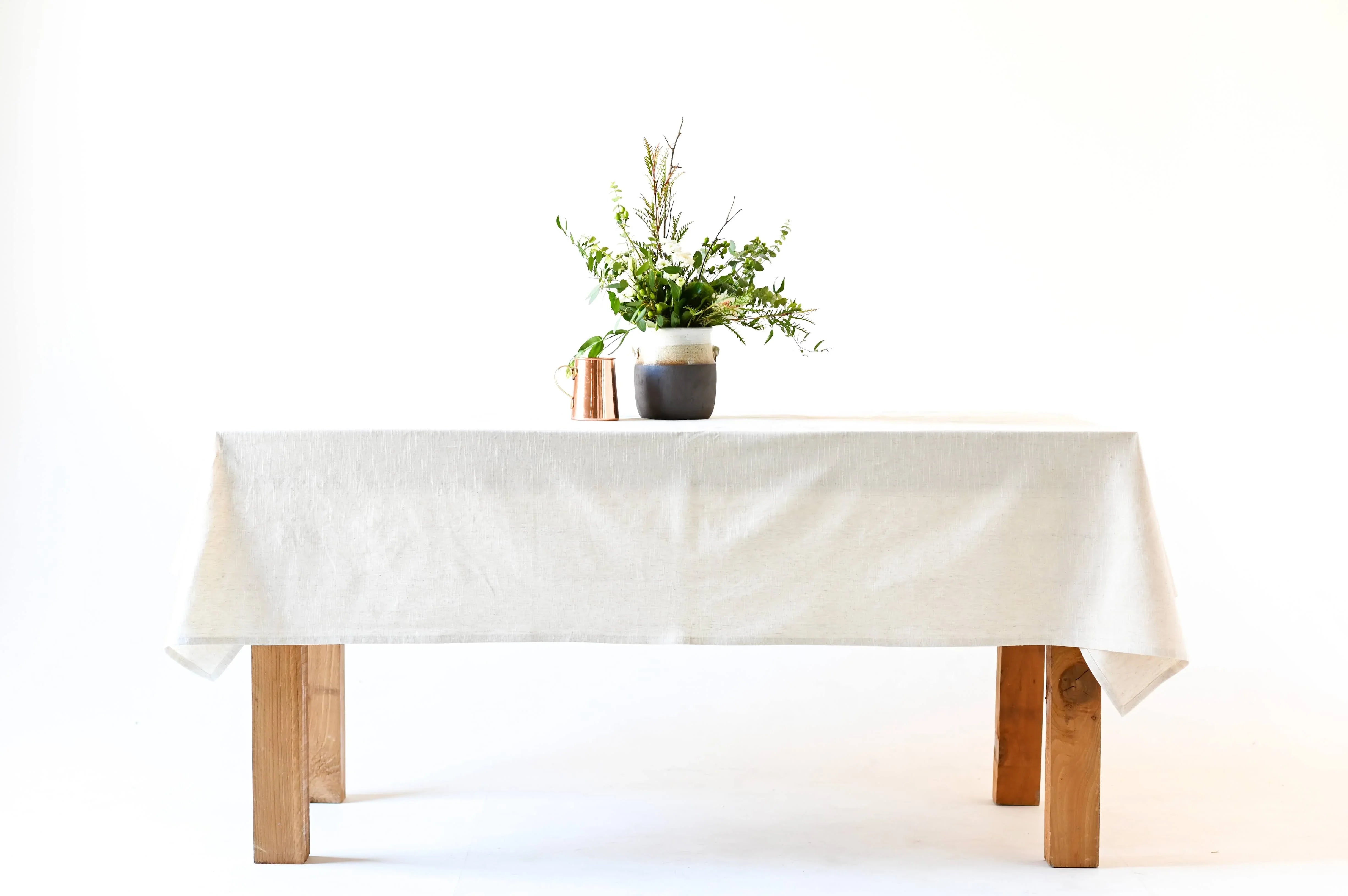 Neutral Linen Tablecloth - The Mayfair Hall