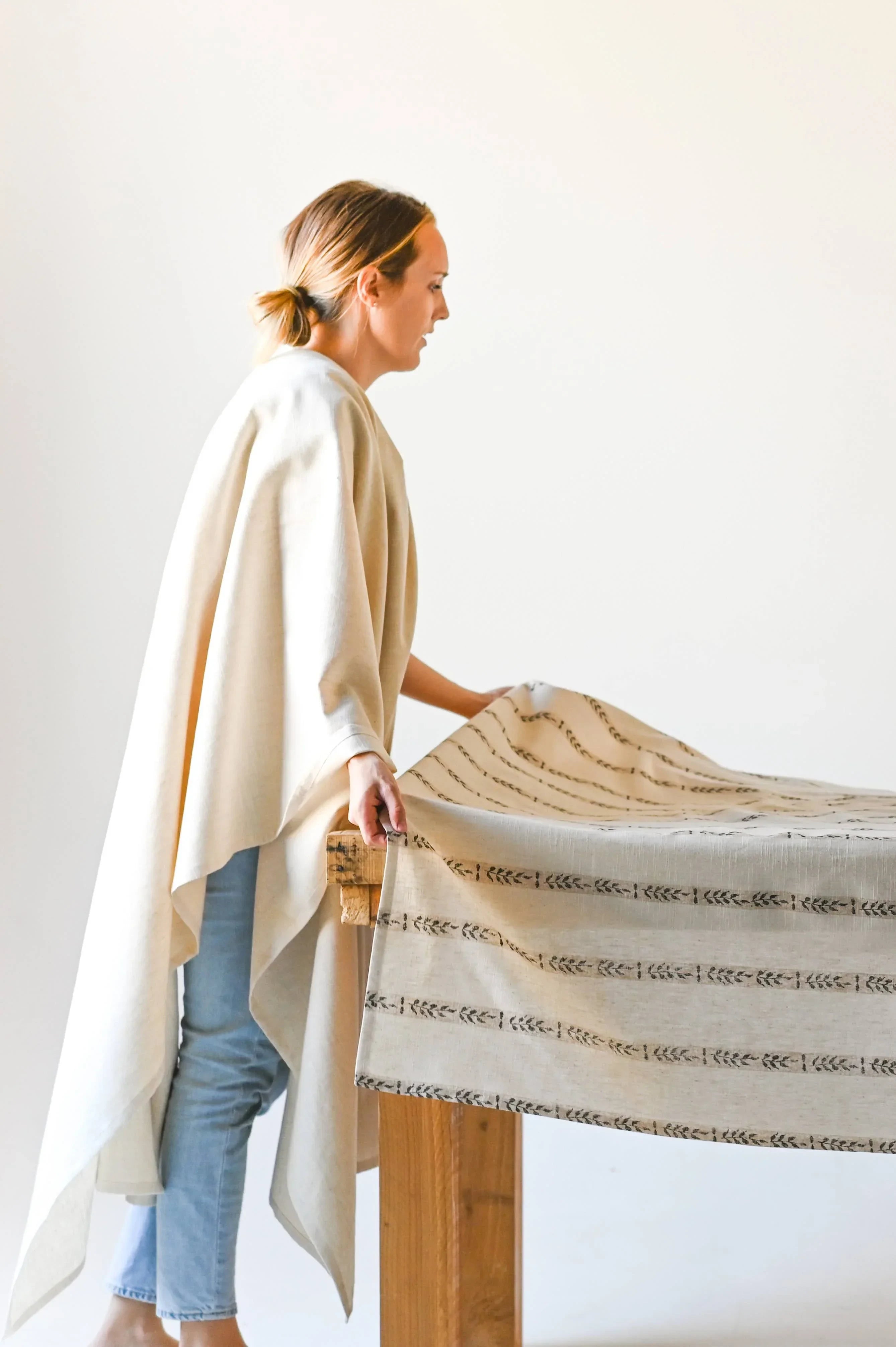 Walnut Leaf Tablecloth - The Mayfair Hall