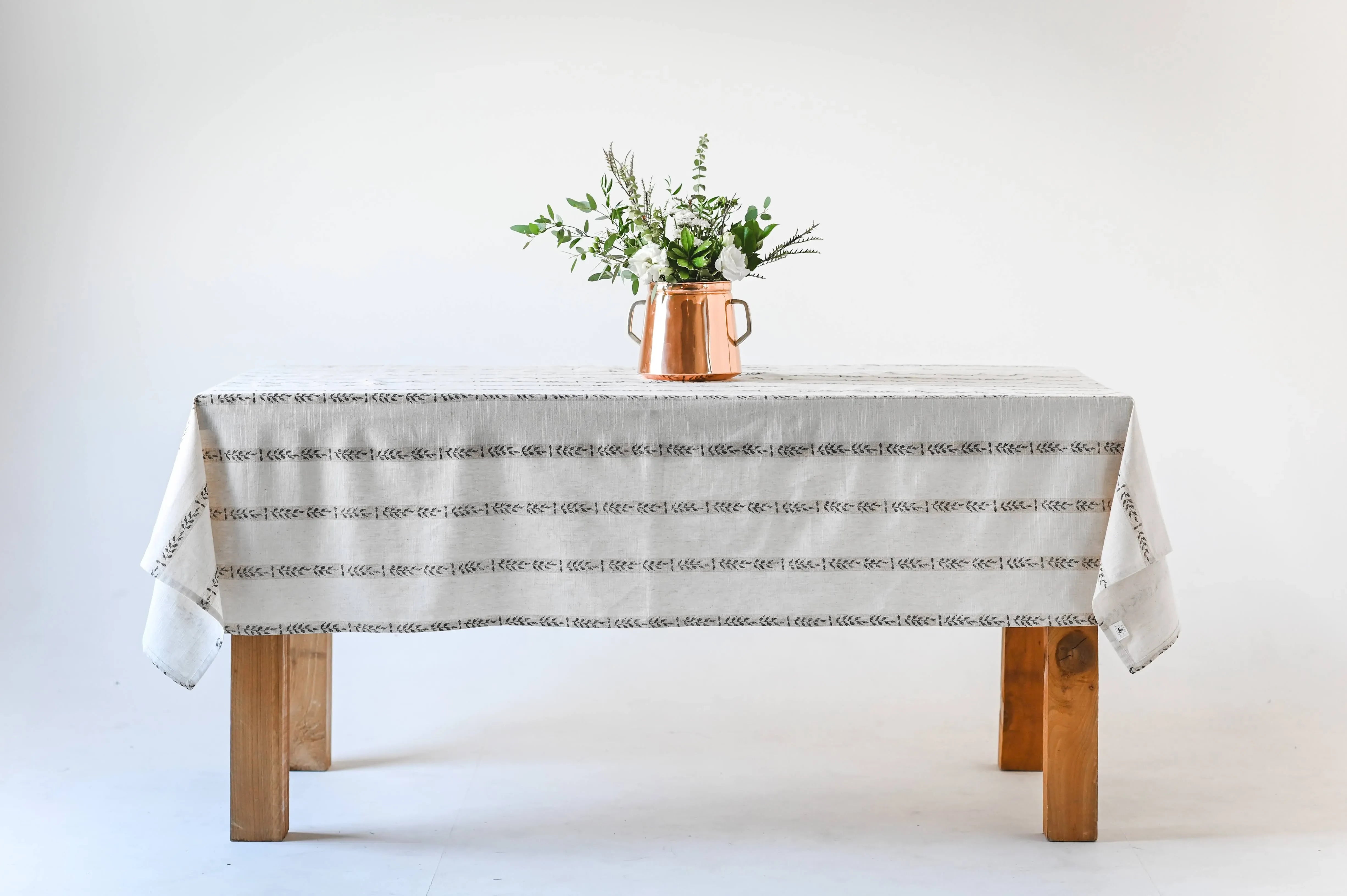 Walnut Leaf Tablecloth - The Mayfair Hall
