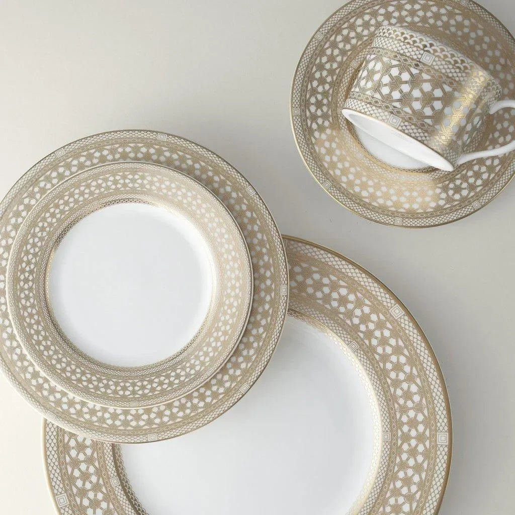 Hawthorne Gilt Cup and Saucer (Set of 4) - The Mayfair Hall