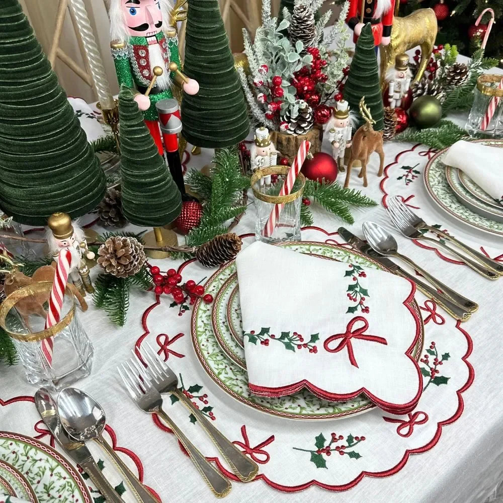 Studio Collection: Holly & Bows - Napkin (Set of 4) - The Mayfair Hall