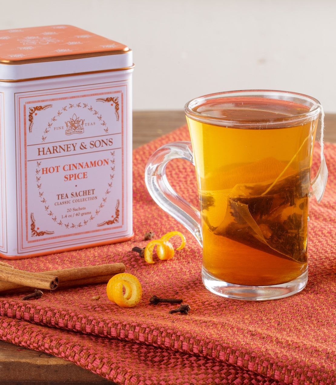 Hot Cinnamon Spice, Classic Tin of 20 Sachets