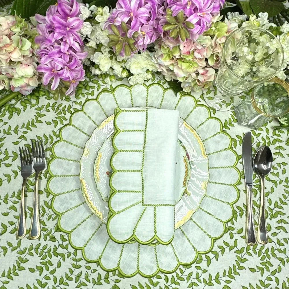 Studio Collection Pippa Linen Placemat in White and Green (Set of 4) - The Mayfair Hall
