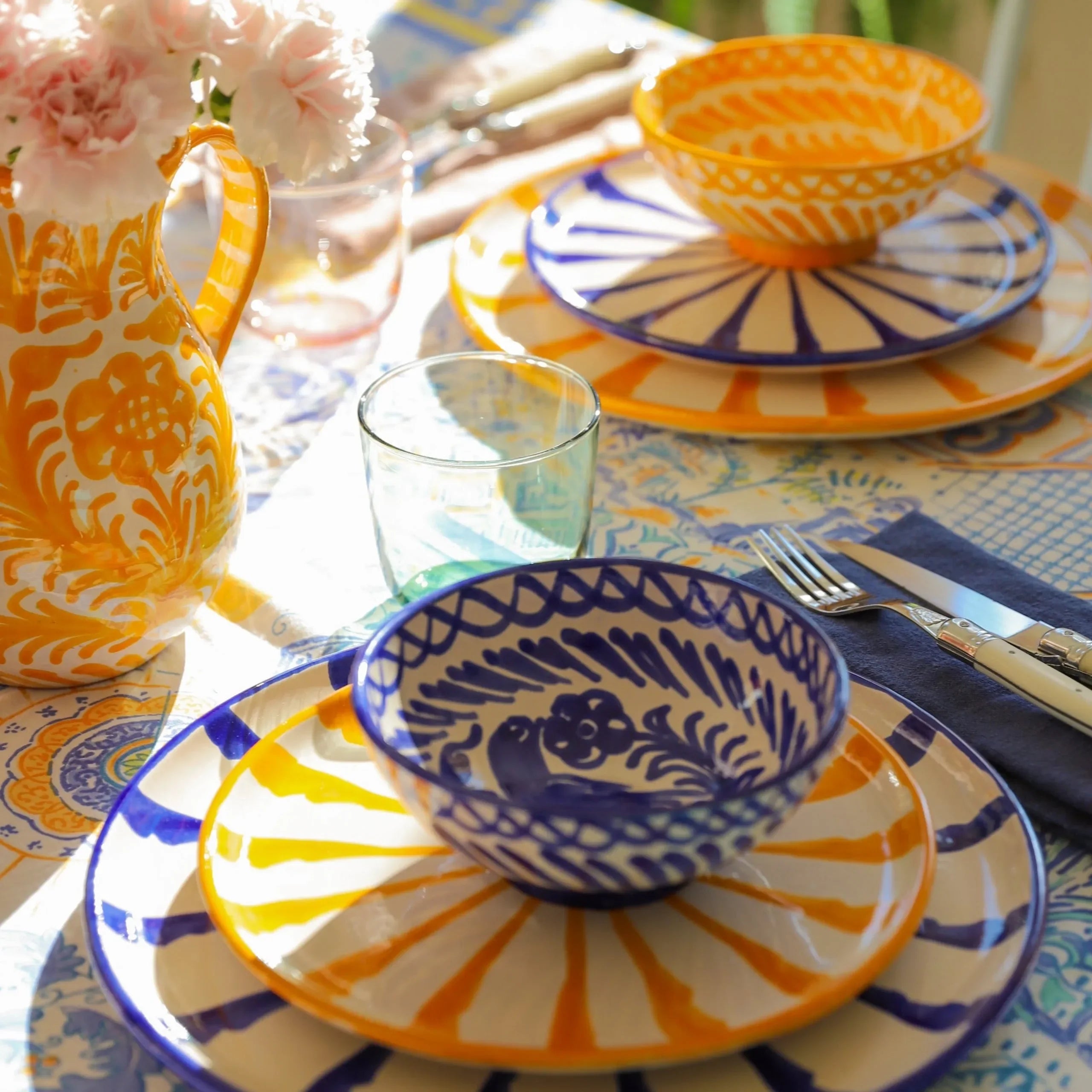 Dinner plate with candy cane stripes - The Mayfair Hall