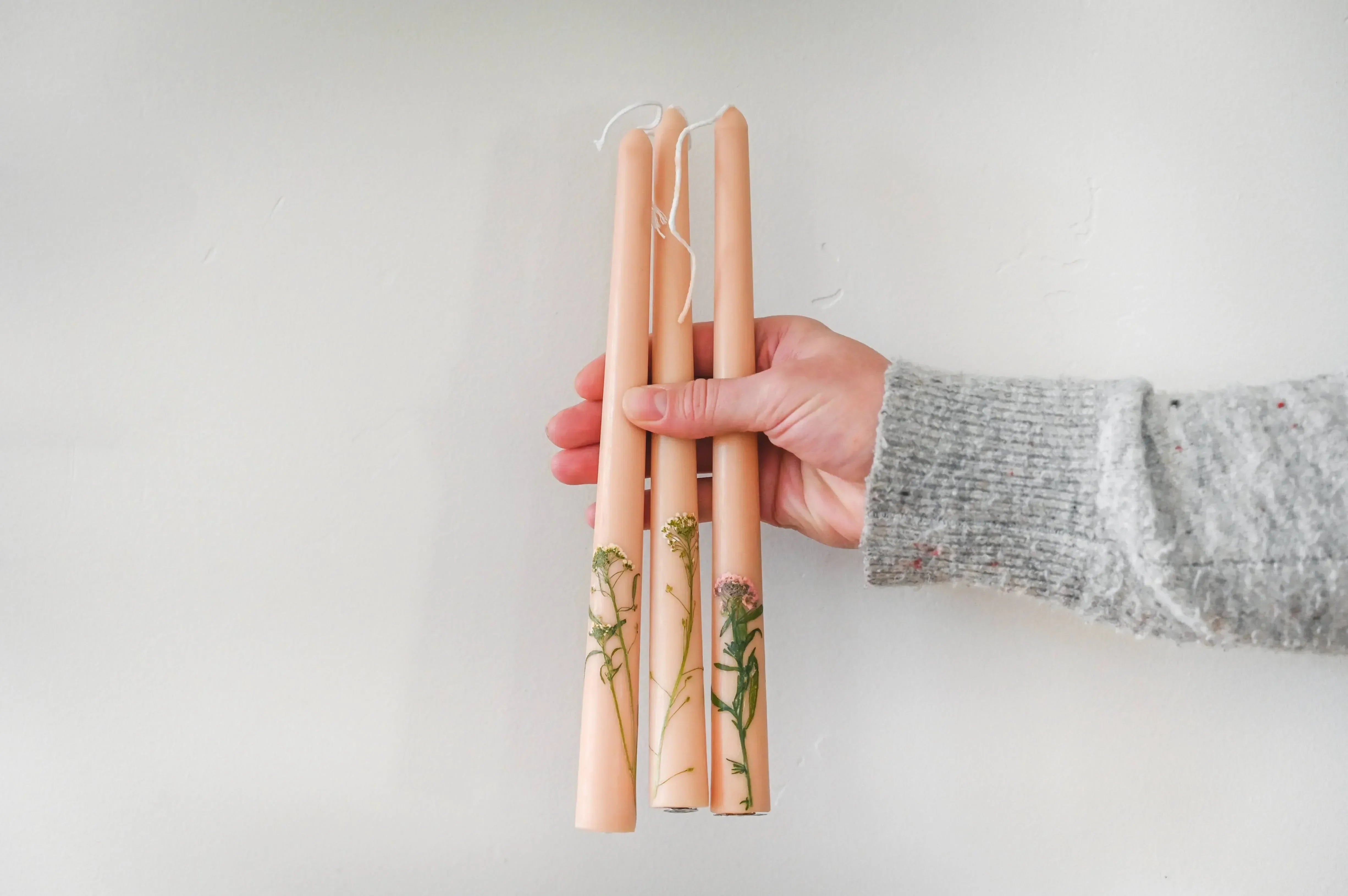 Floral Inlaid Tapered Candle (Set of 3) - The Mayfair Hall