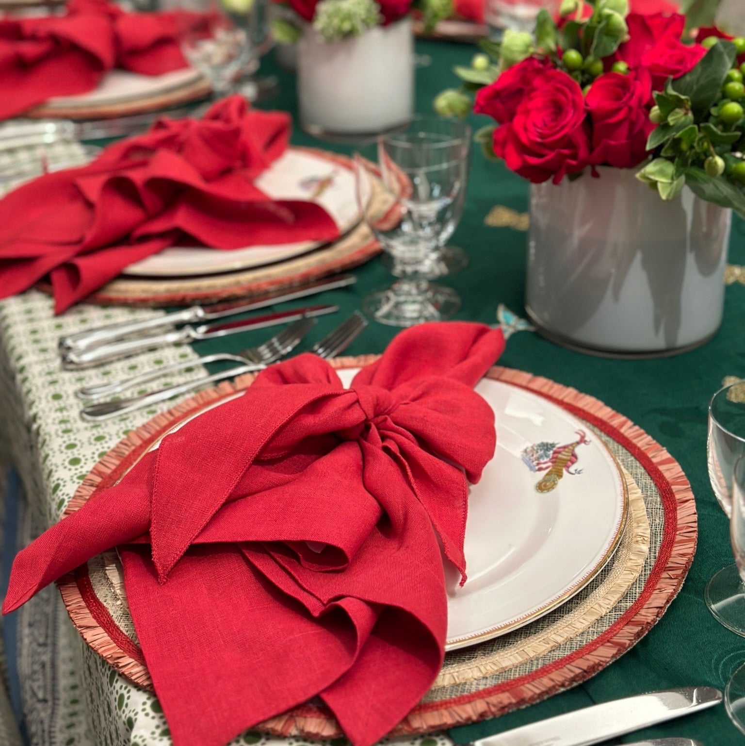 Bow Berry Red Linen Napkin (Set of 2)