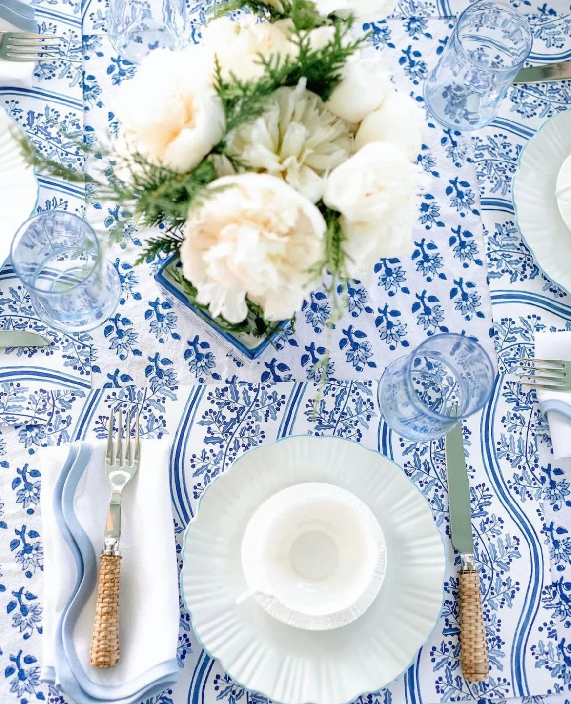 Linen Scalloped Square | Lily White with Cornflower Blue
