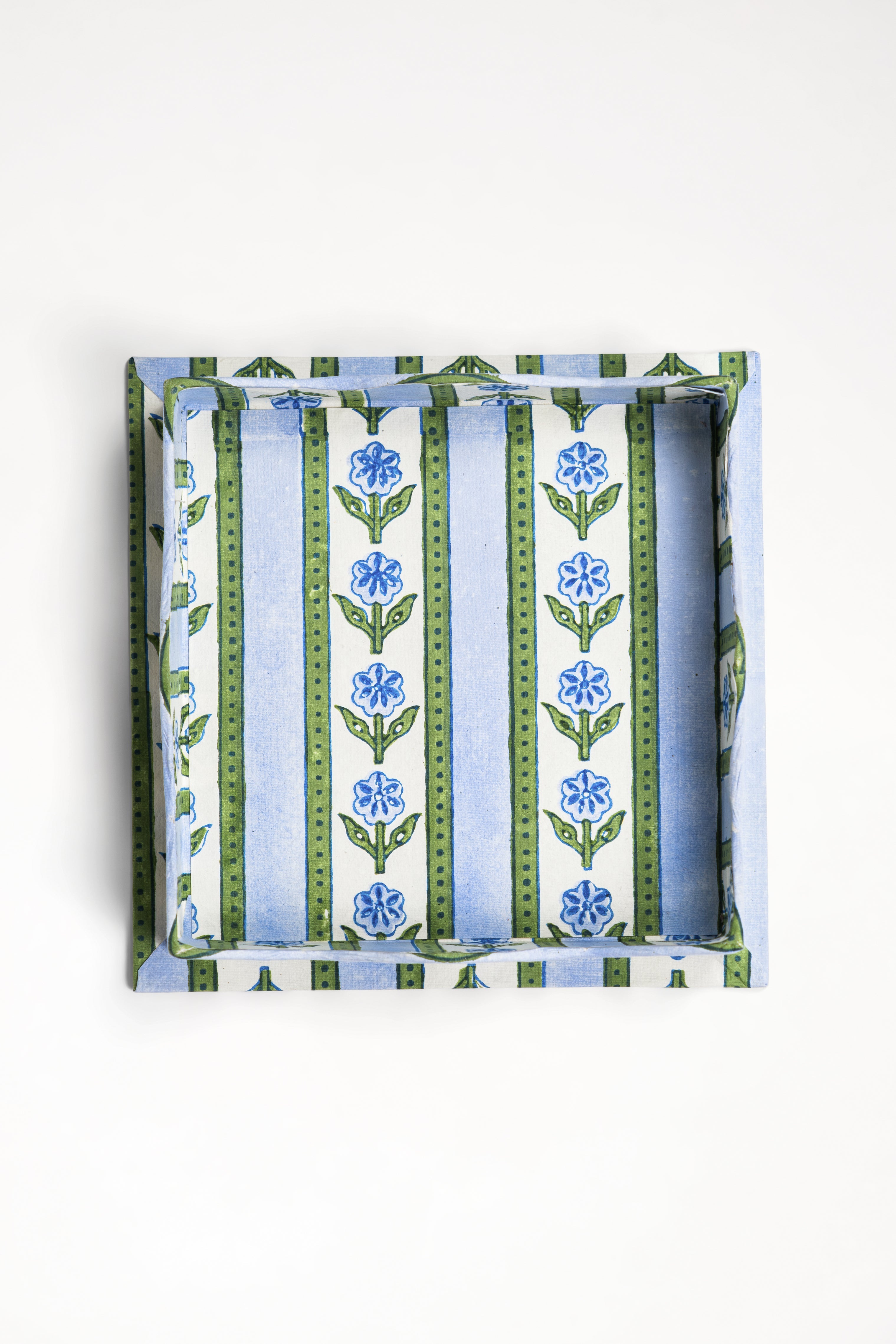 Nesting Scalloped Cotton Garden Blockprint Trays in Blue
