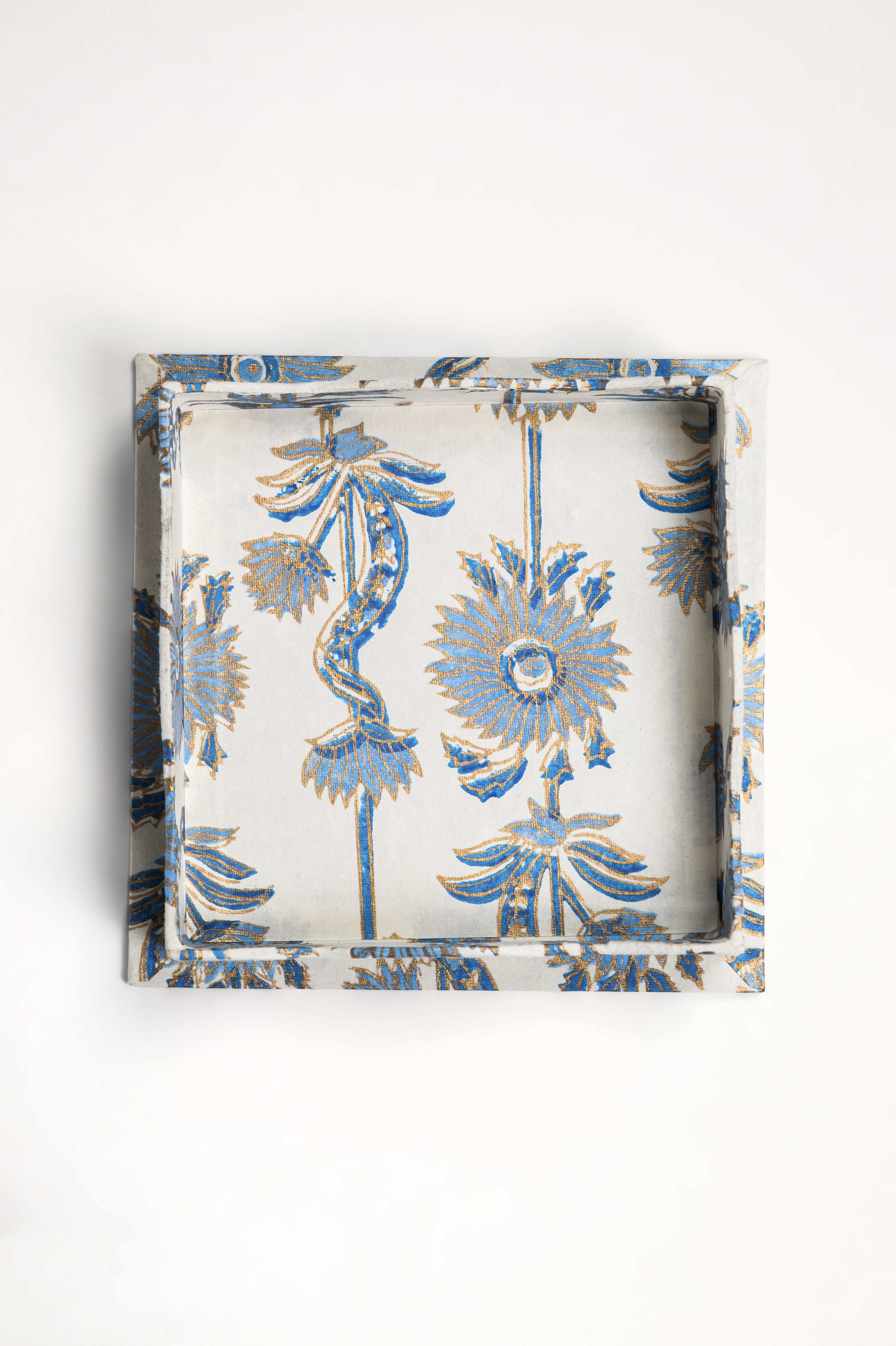 Nesting Scalloped Floral Vines Blockprint Trays in Blue
