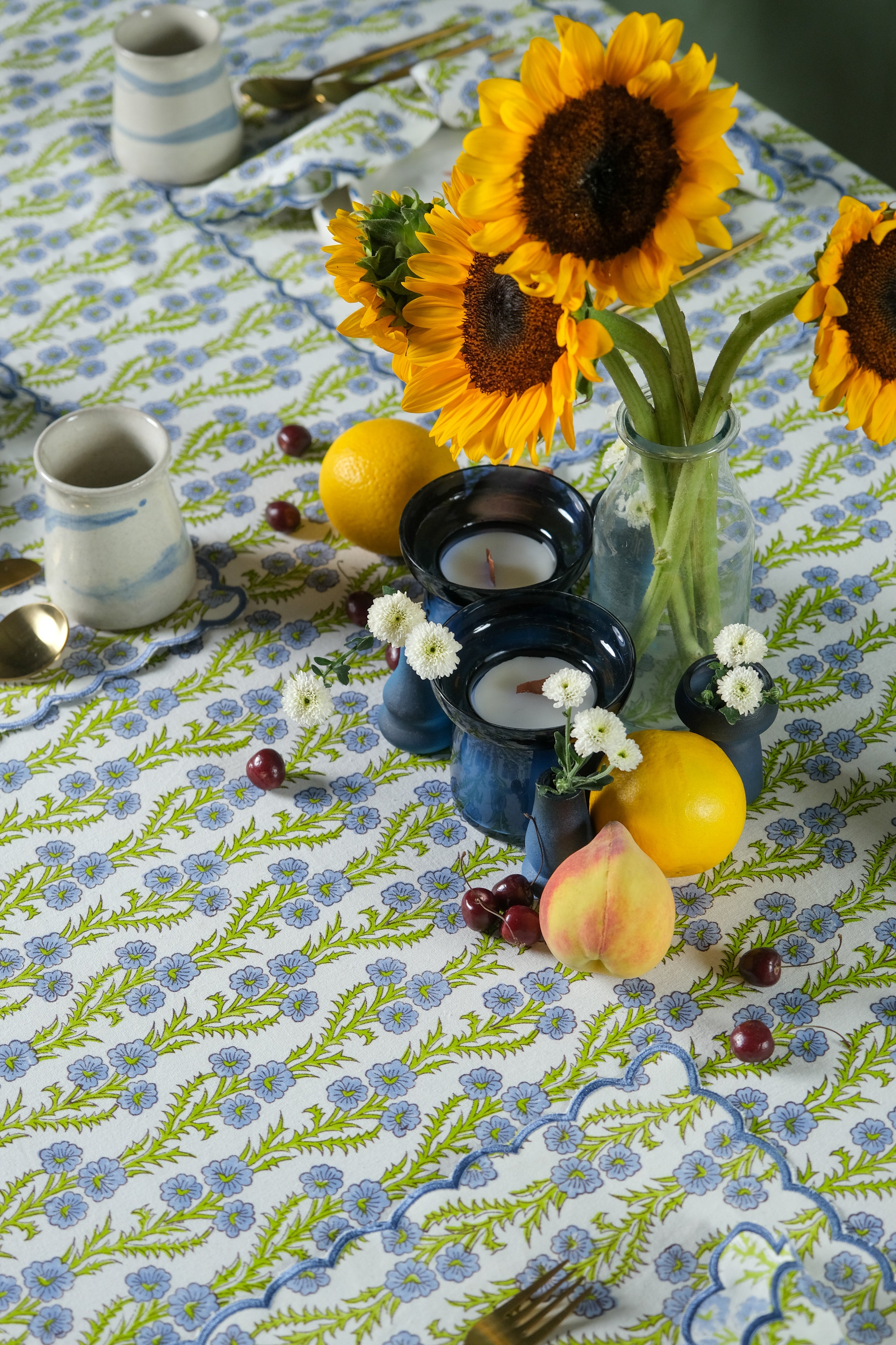 Forget-Me-Not Scallop Embroidered Blockprint Tablecloth