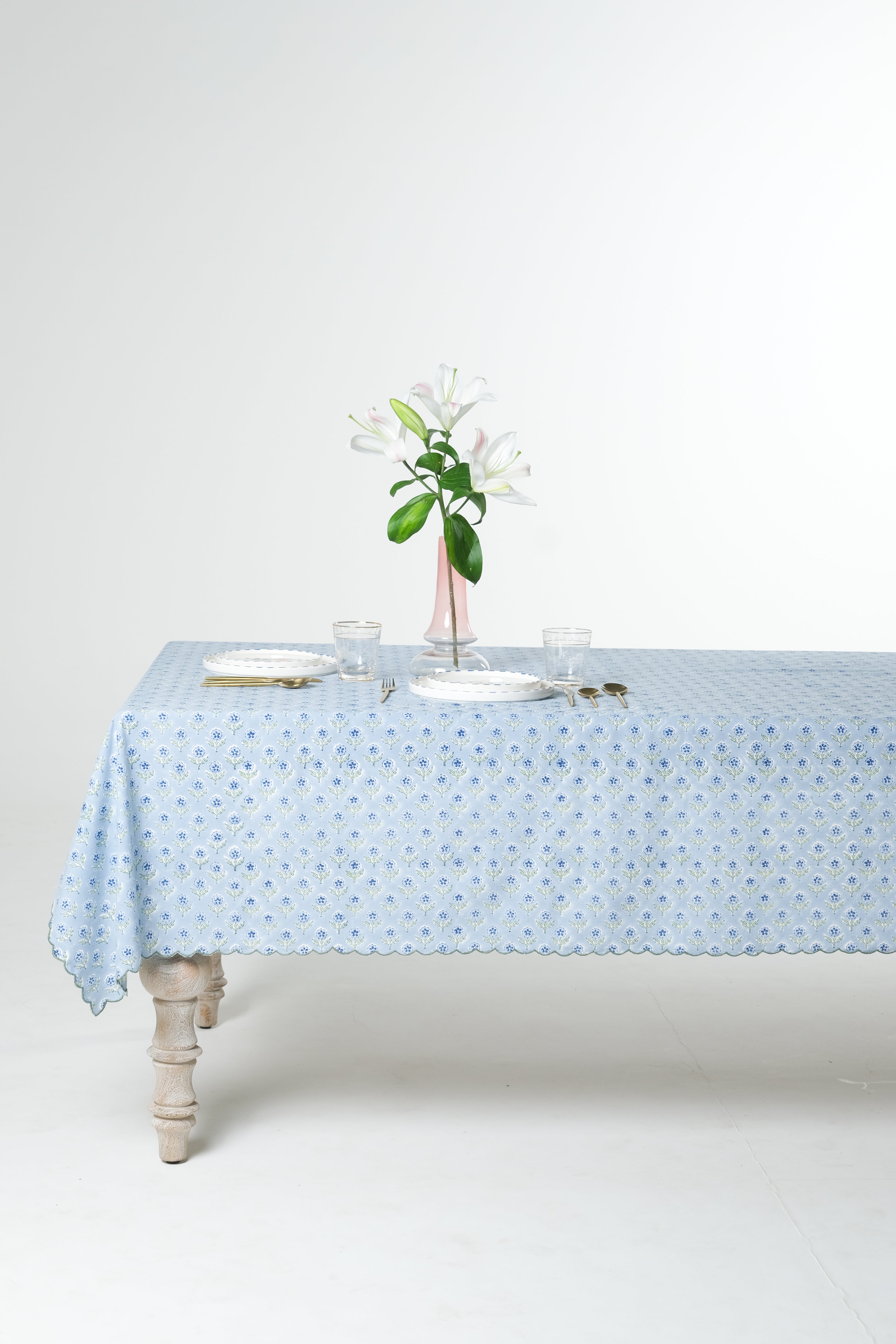 Mona Scallop Embroidered Blockprint Tablecloth in Blue