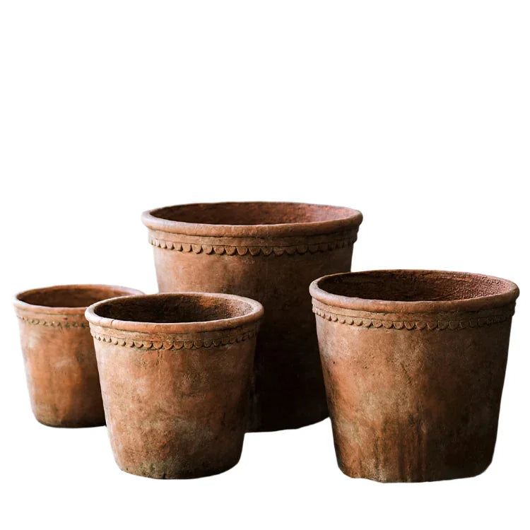 Large Terracotta Red Concrete Planter Pot - The Mayfair Hall