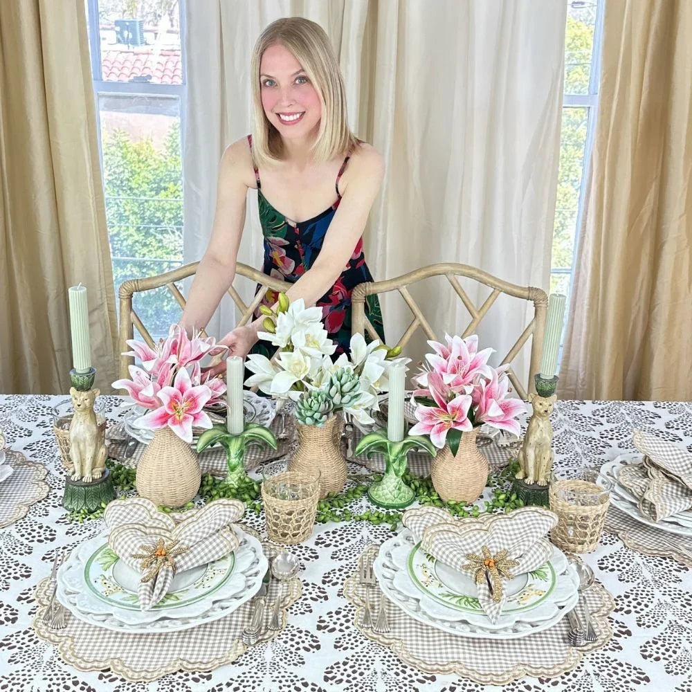 Bettina Napkin in Wheat Gingham with Scalloped Embroidery (Set of 4)