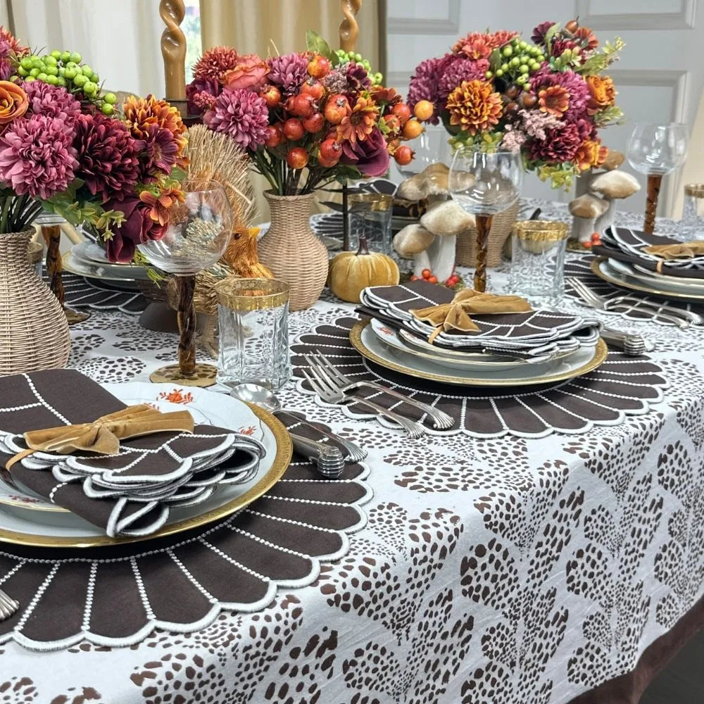 Pippa Placemat in Cocoa and White (Set of 4)