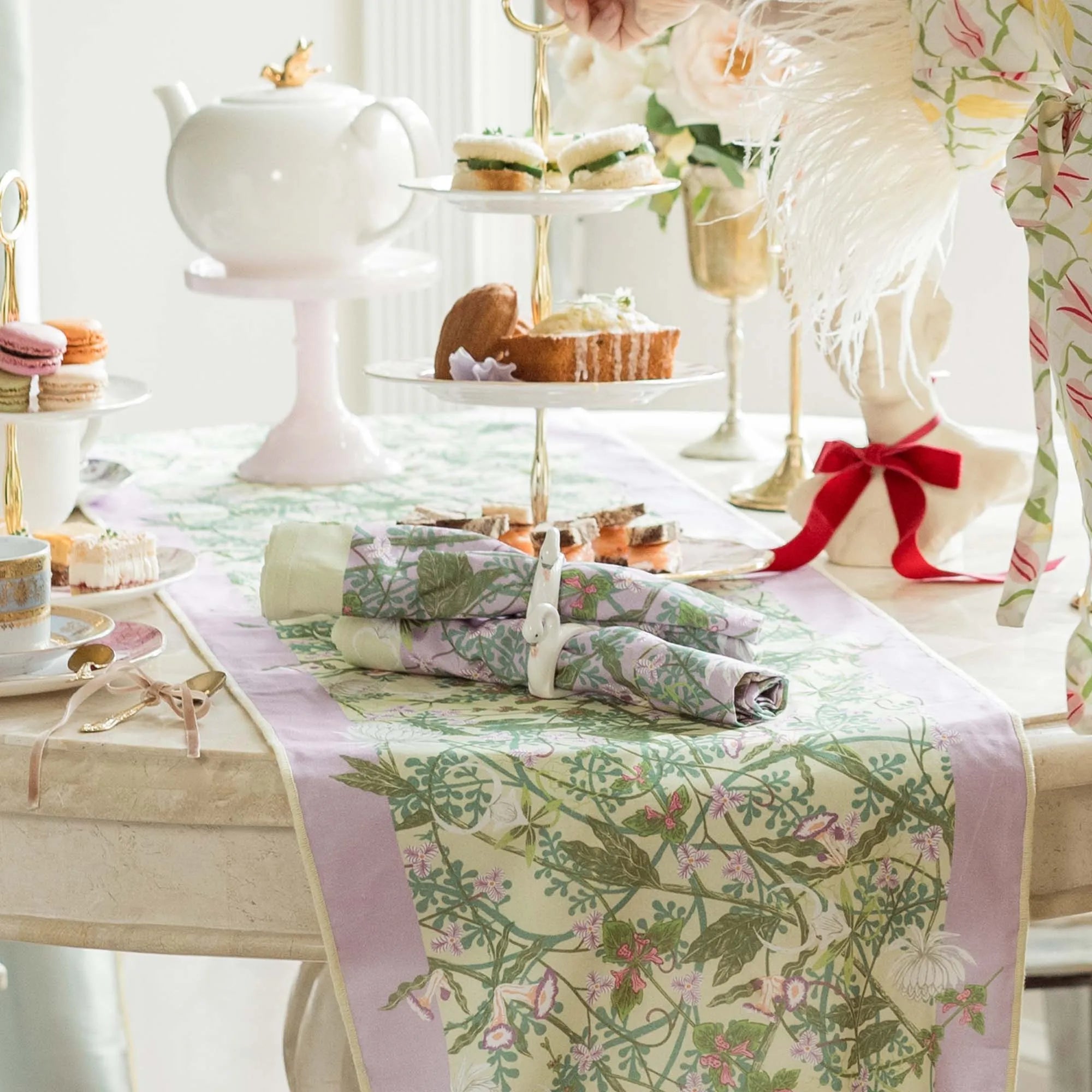Coquette Lovescape Dinner Napkins - Set of Four - The Mayfair Hall