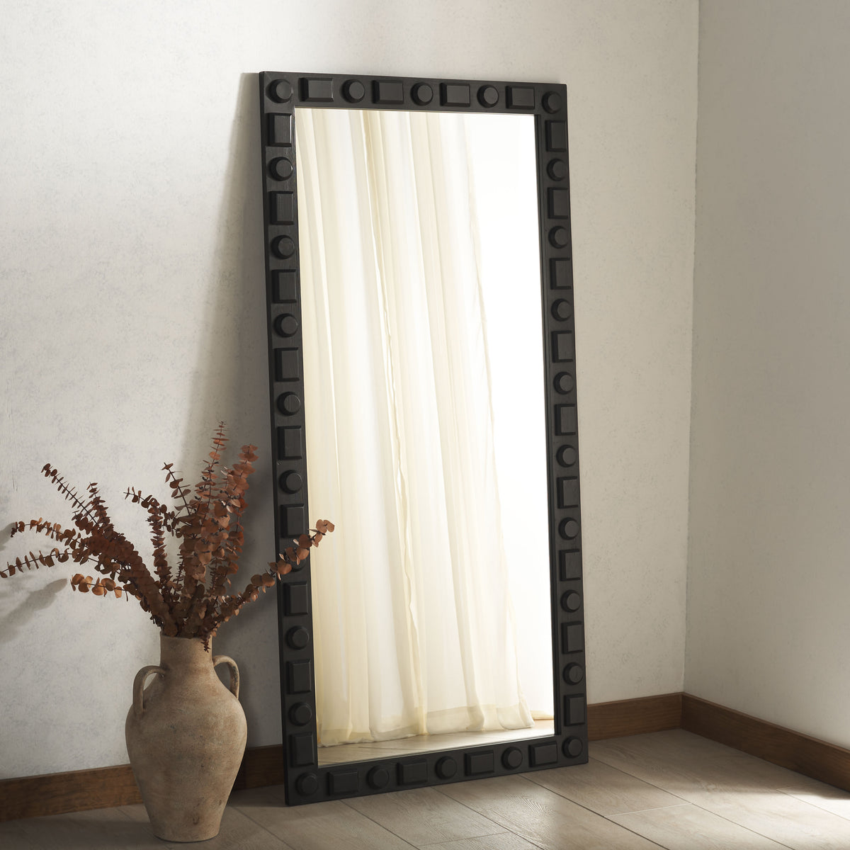 Odette MDF and Veneer Mirror in Black — 31″