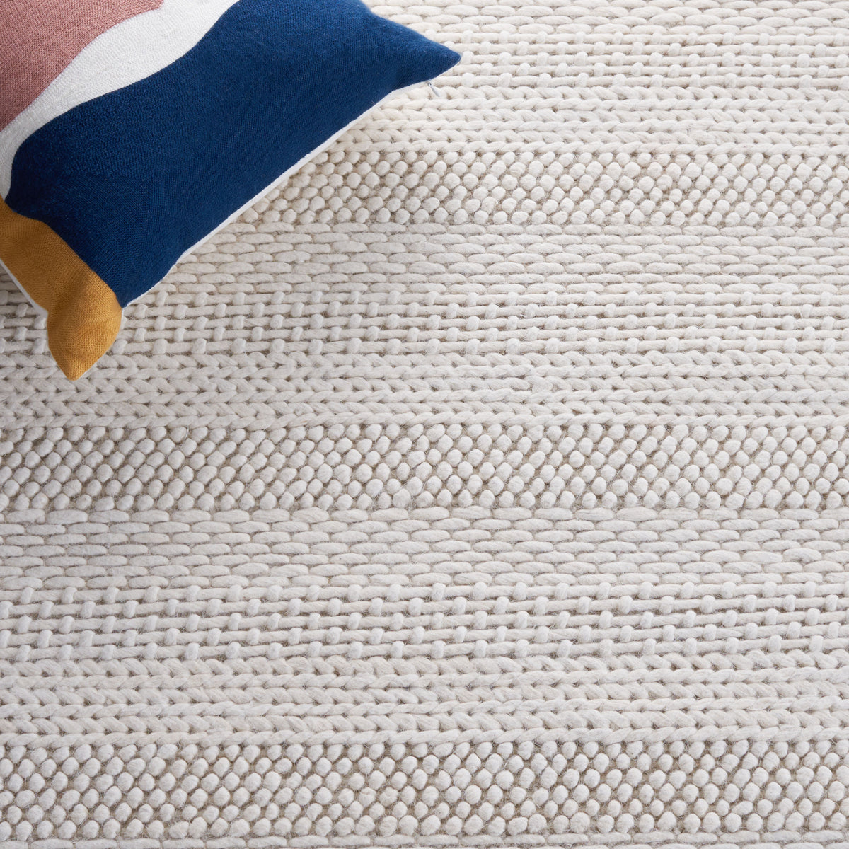 Natura Coastal Handwoven Area Rug in Ivory