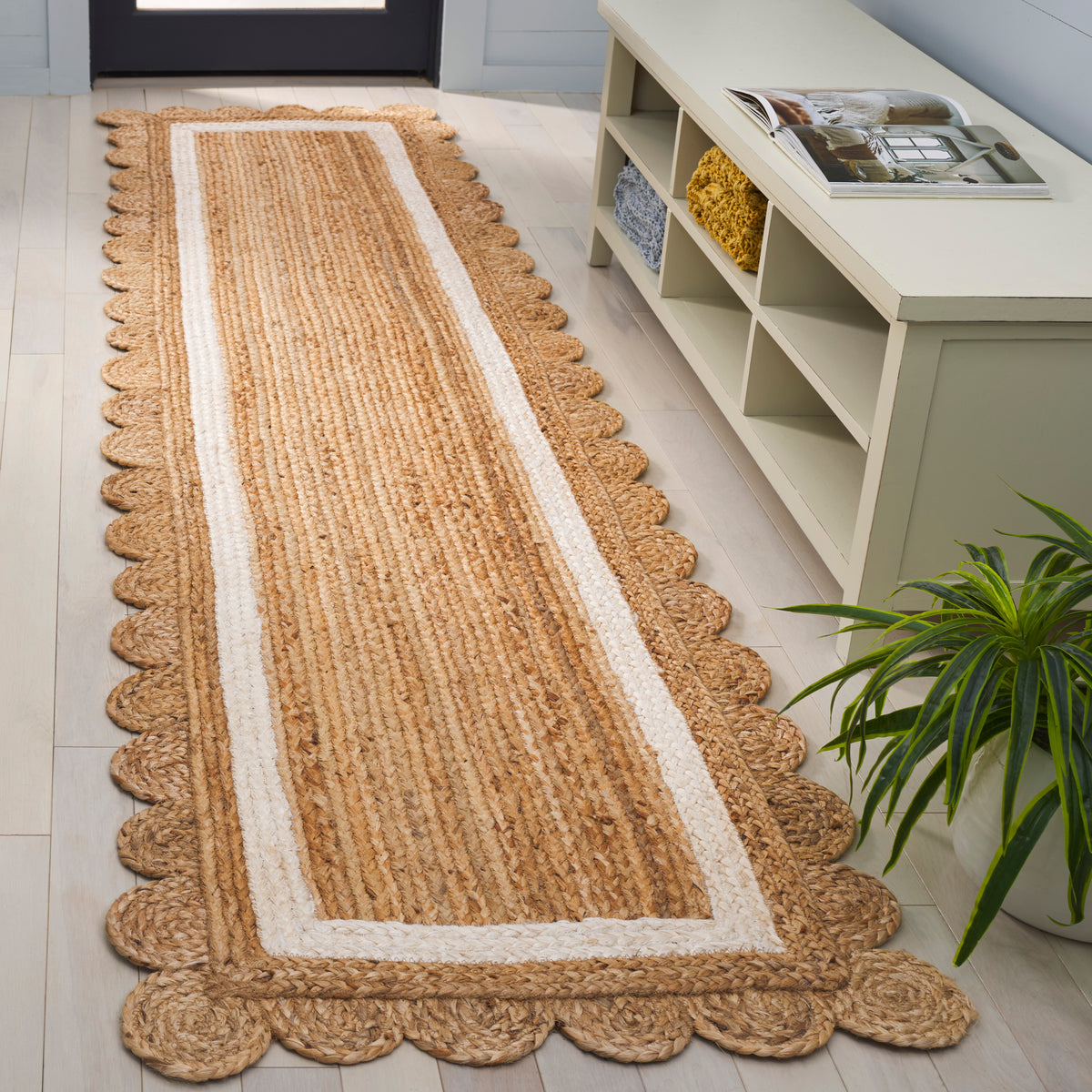 Natural Farmhouse Flat Weave Area Rug in Natural and Ivory