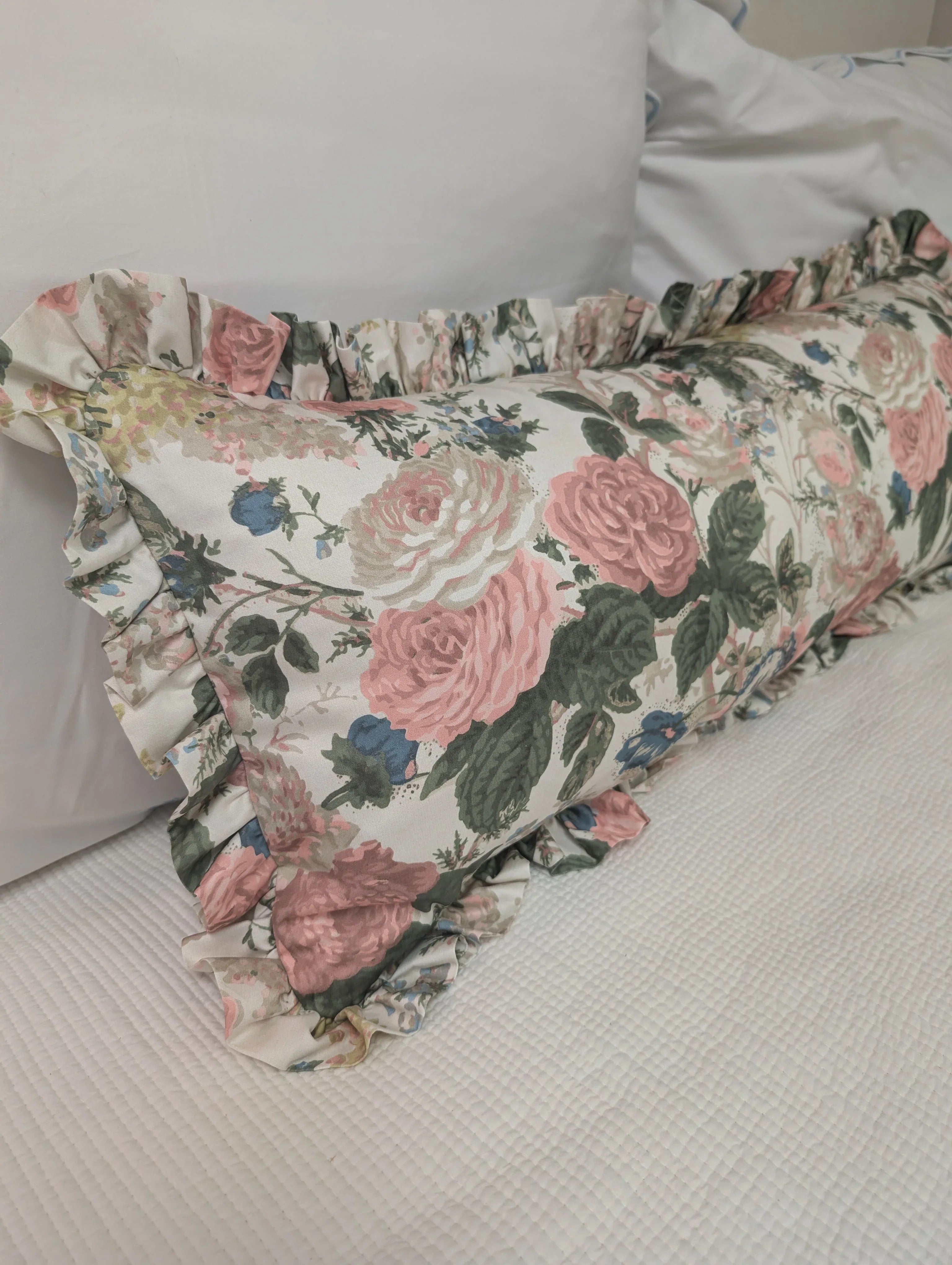 Georgia Pillow in Ballet - The Mayfair Hall