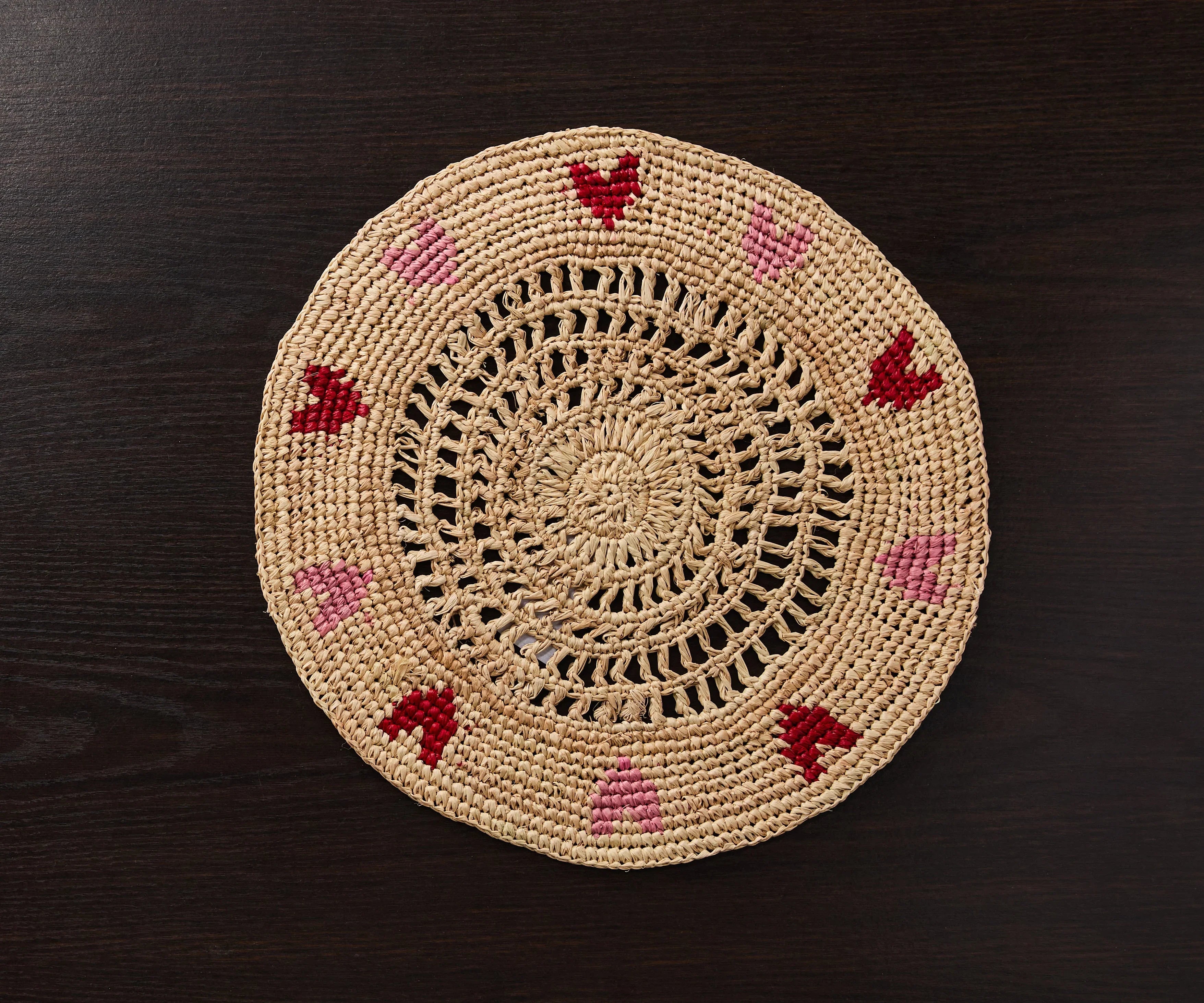 Handwoven Heart Raffia Placemat – Artisan Table Décor with Red & Pink Hearts - The Mayfair Hall