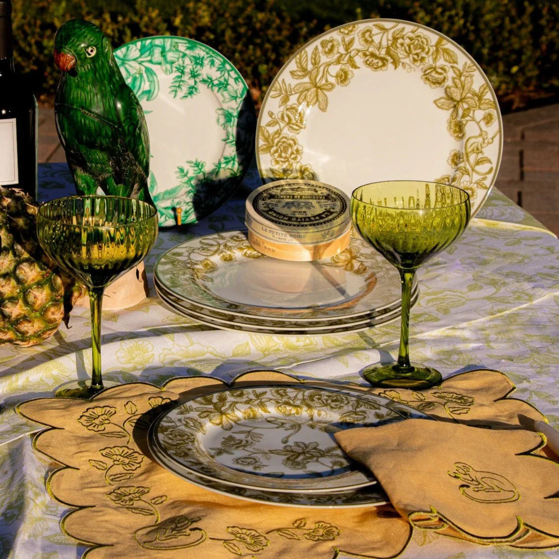 Pembroke Safari Dinner Plate - Set of 4 (+1 Bonus Plate)