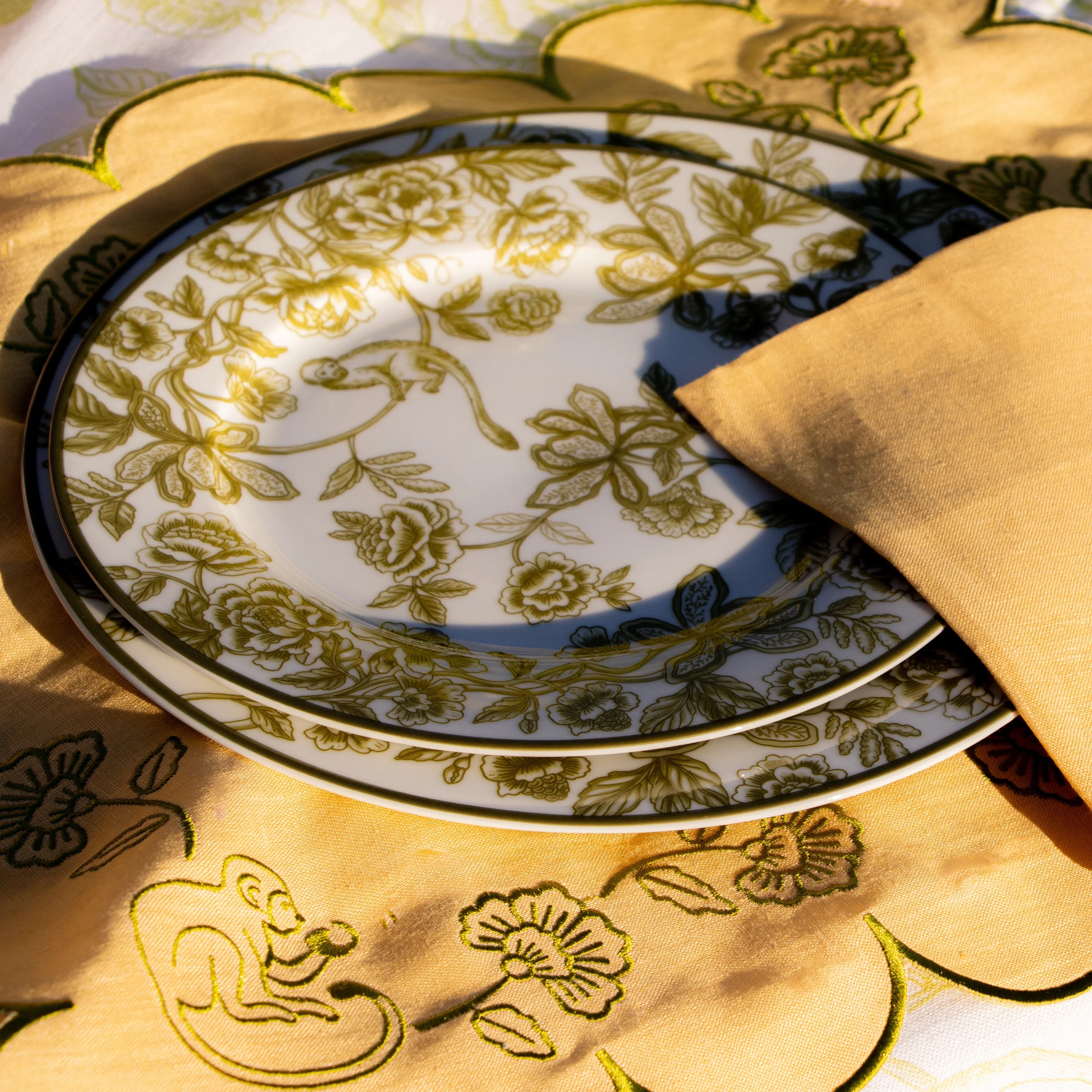 Pembroke Safari Starter Plate - Set of 4 (+1 Bonus Plate)