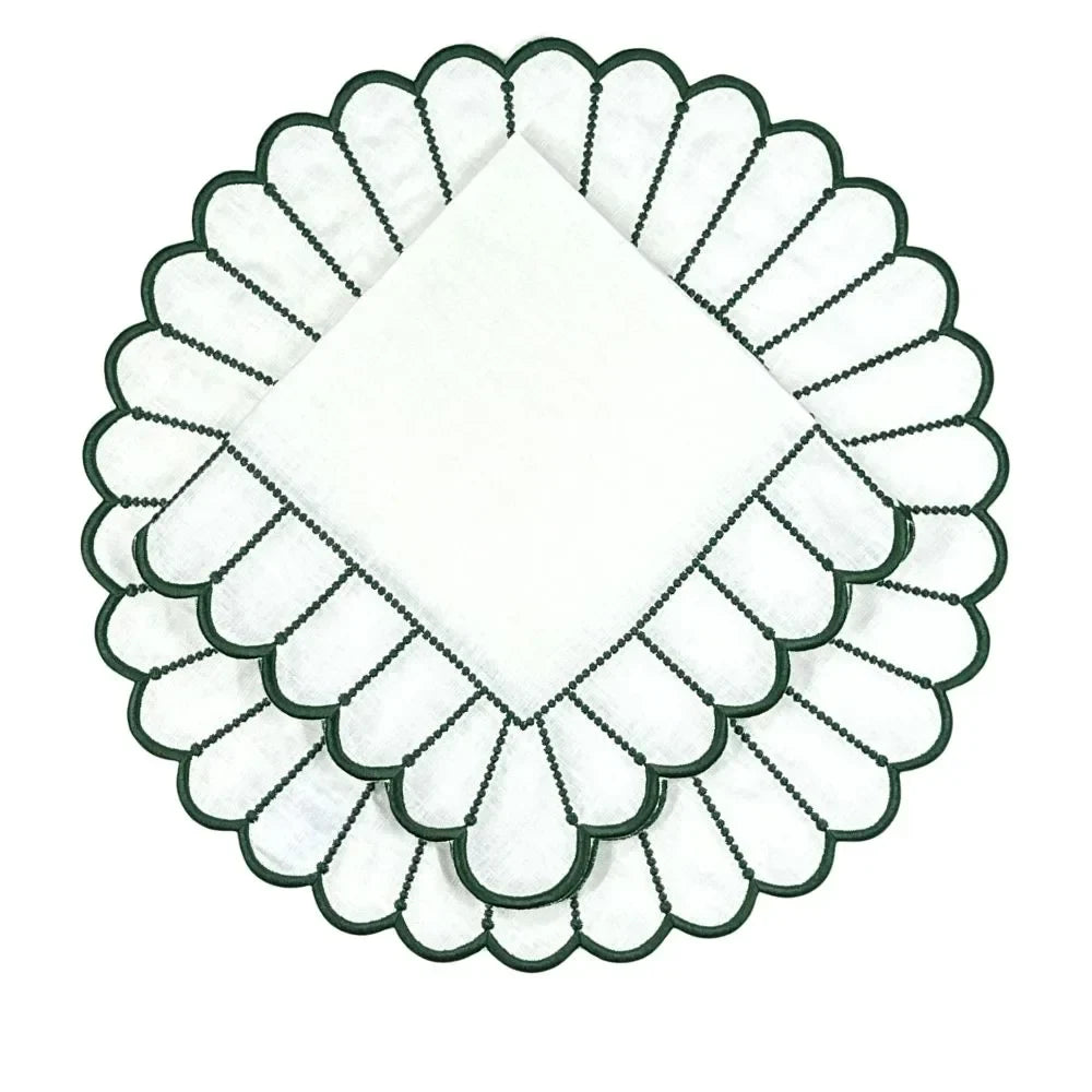 Studio Collection: Pippa Placemat - White/Dark Green (Set of 4) - The Mayfair Hall