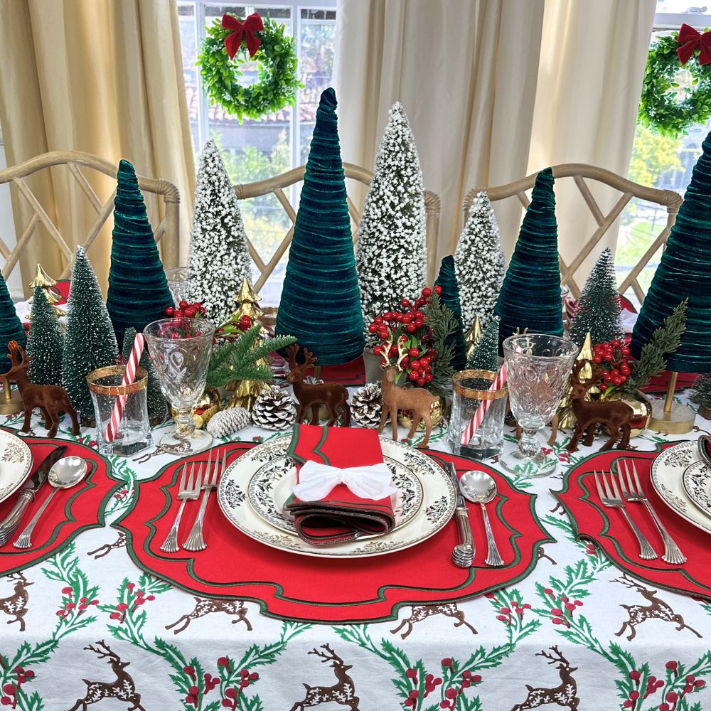 Red Christmas Belle Napkin (Set of 4)
