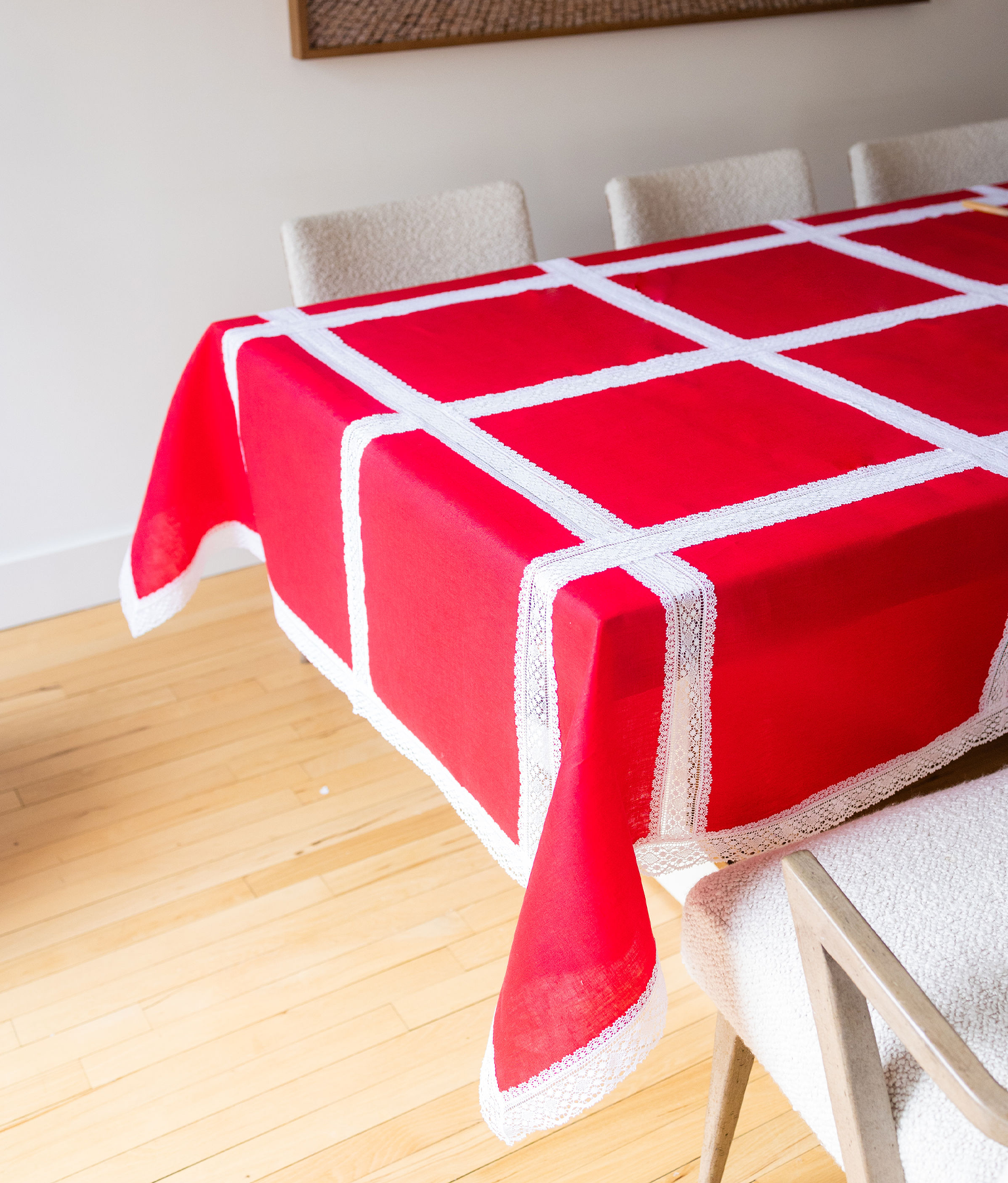 Aurea Tablecloth, Scarlet