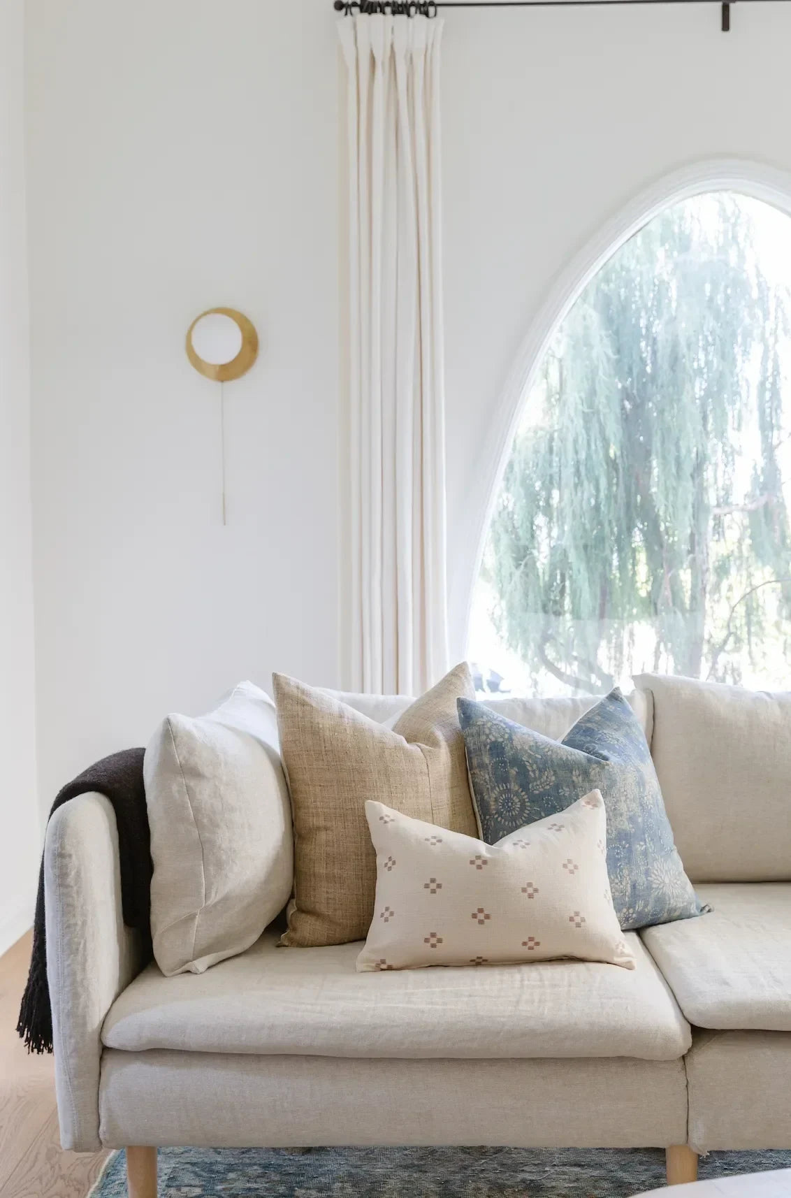 Santa Fe Pillow Cover in Cream and Tan - The Mayfair Hall