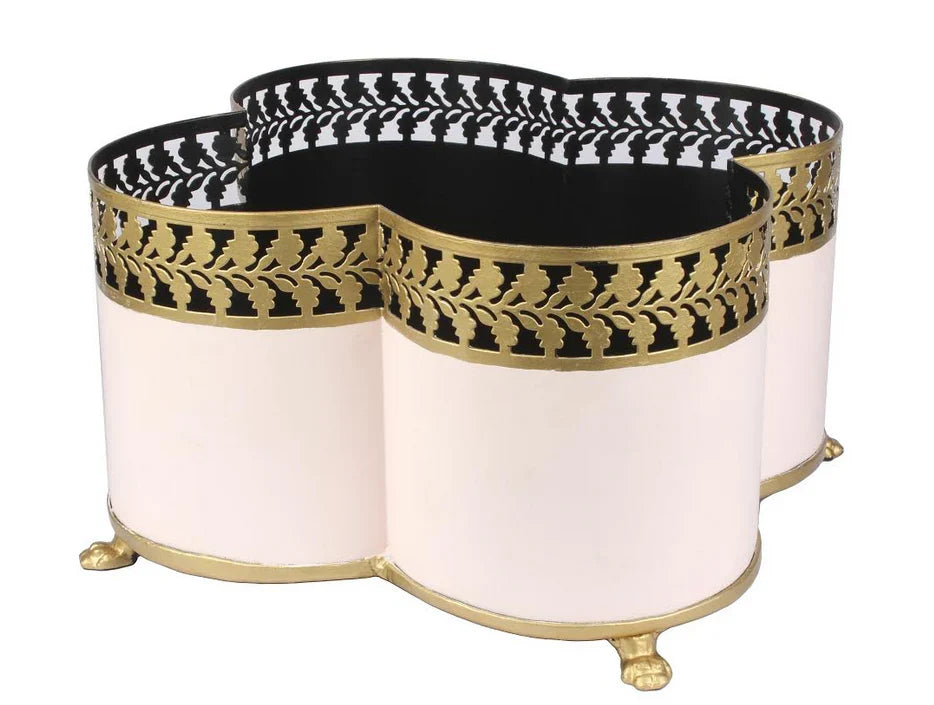 Blush Pink & Gold Leaf Boarder Quatrefoil Planter