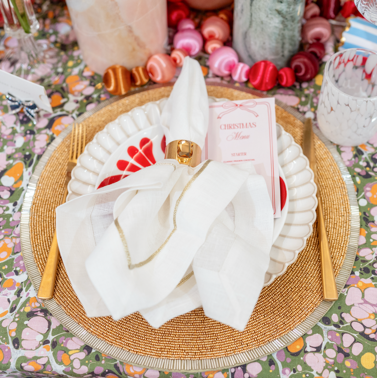 Gold trim linen dinner napkins, white, set of two