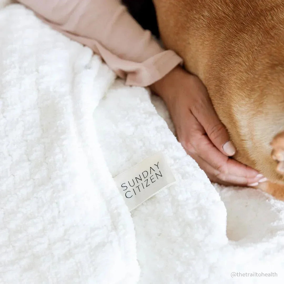 Snug Crystal Weighted Blanket - The Mayfair Hall