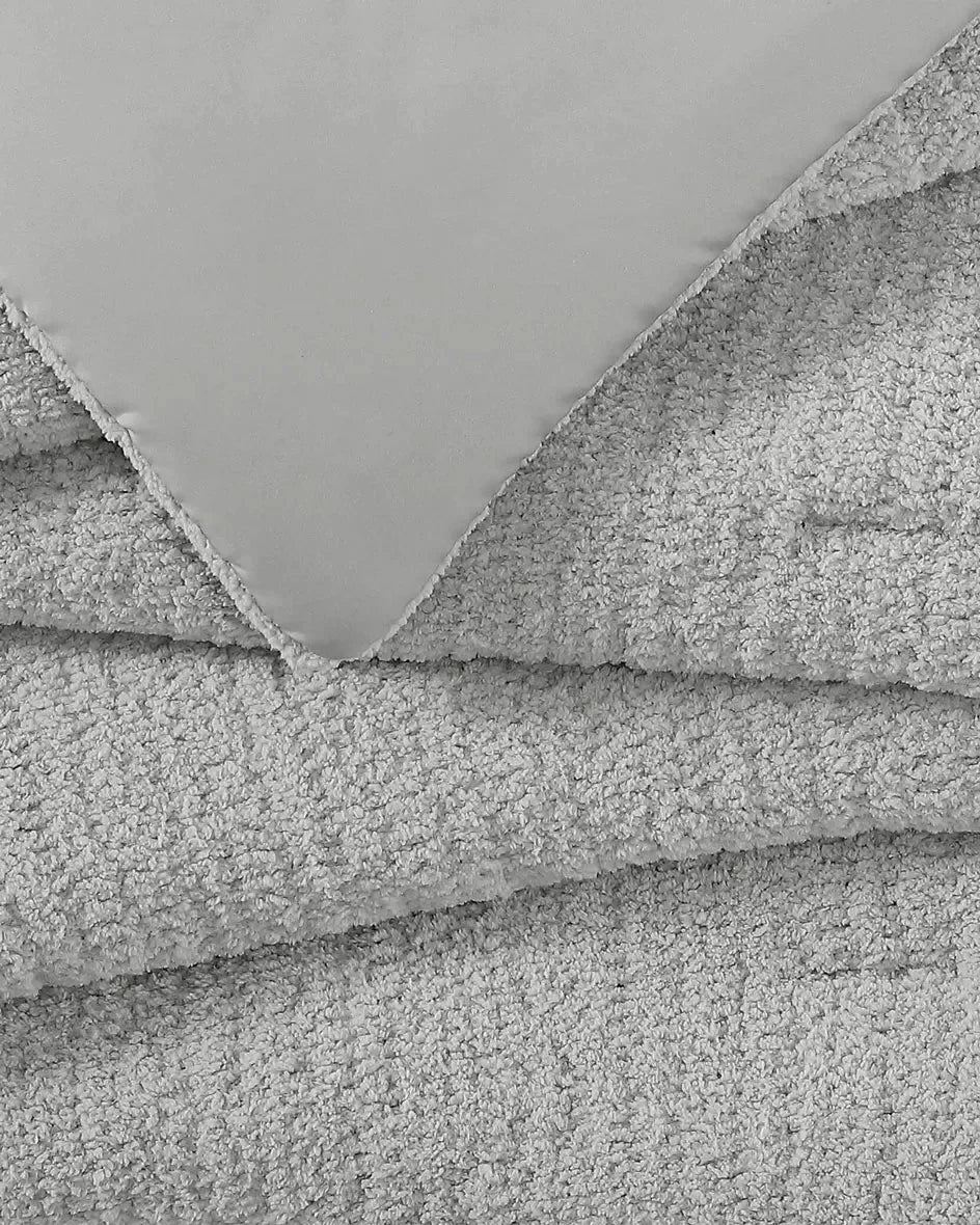 Snug Stitch Comforter - The Mayfair Hall