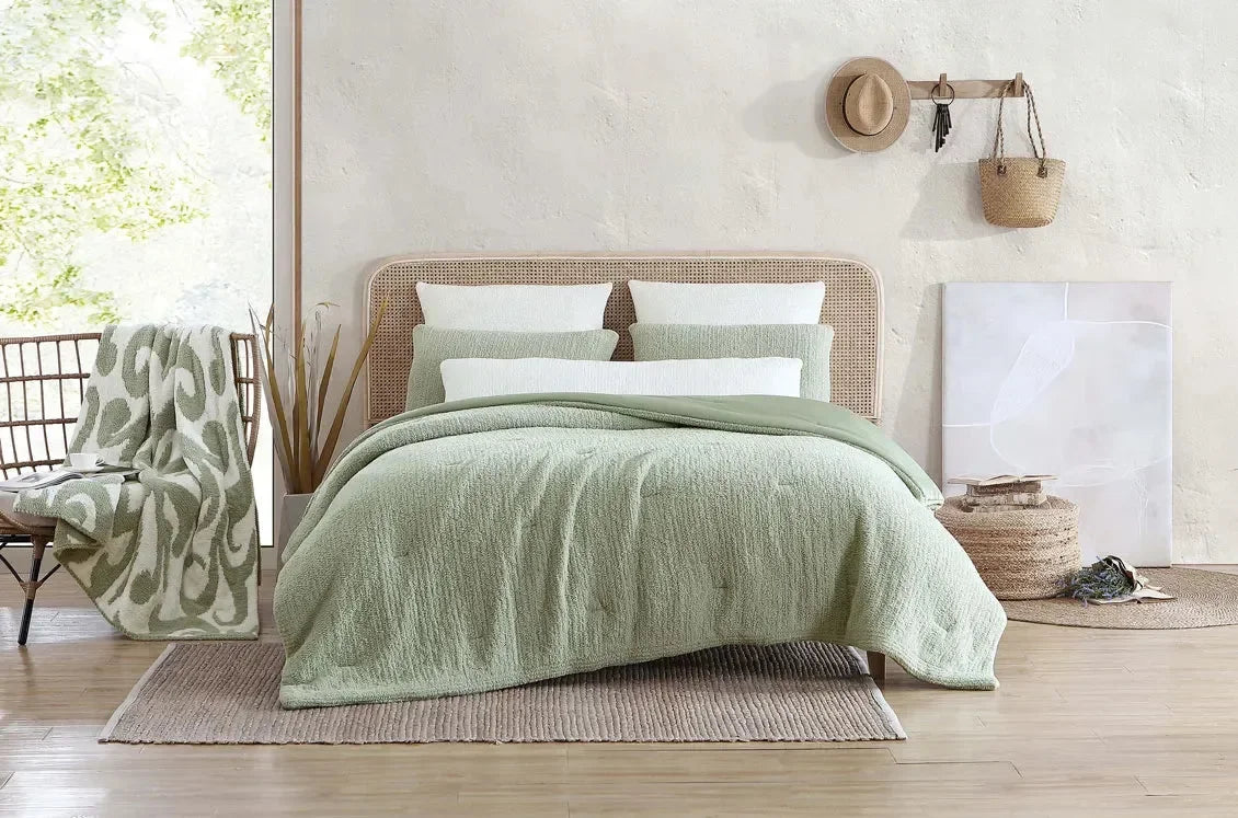 Snug Stitch Comforter - The Mayfair Hall