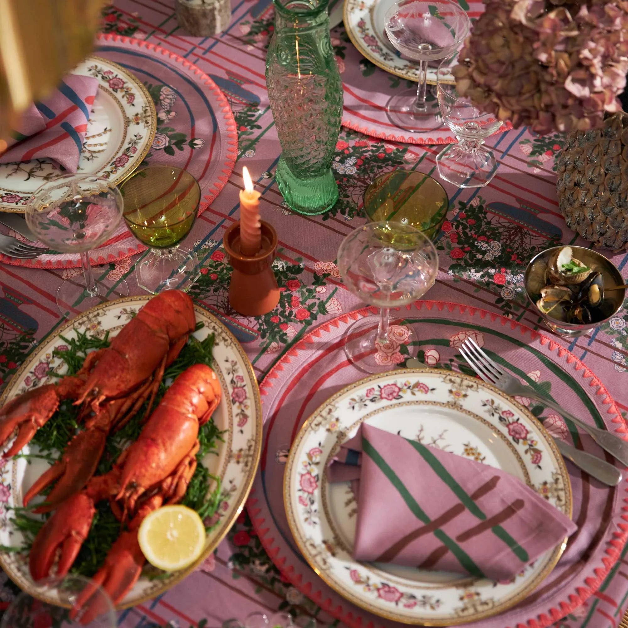 Tablecloth La Vie en Rose - The Mayfair Hall